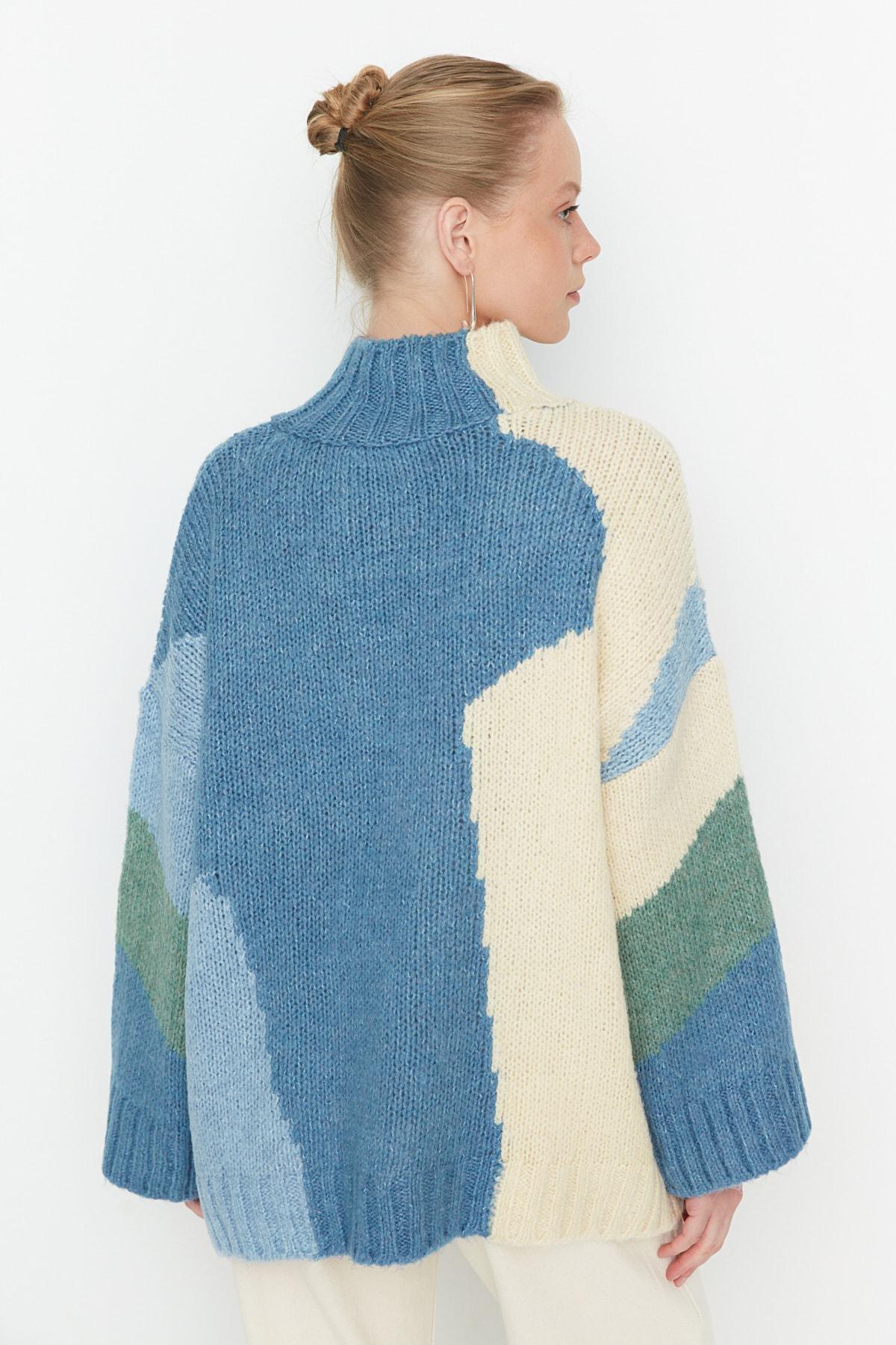 Blue Colourblock Standing Collar Sweater, , large image number 4