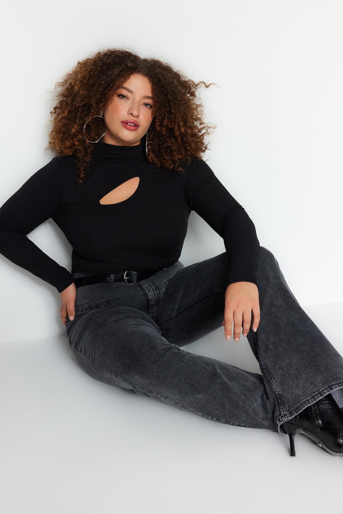 Black Stand-Up Collared Knitted Blouse, , large image number 3