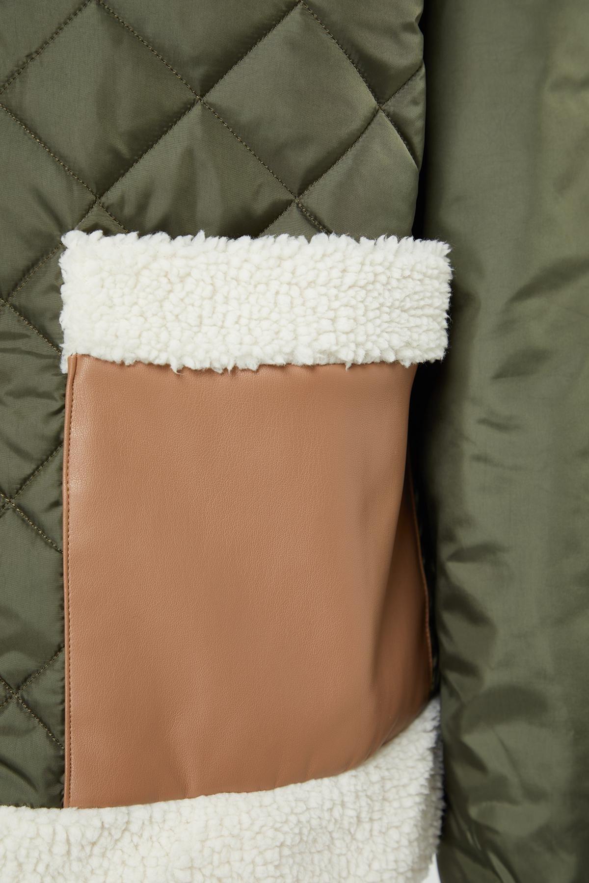 Khaki Oversized Quilted Limited Edition Coat, , large image number 6
