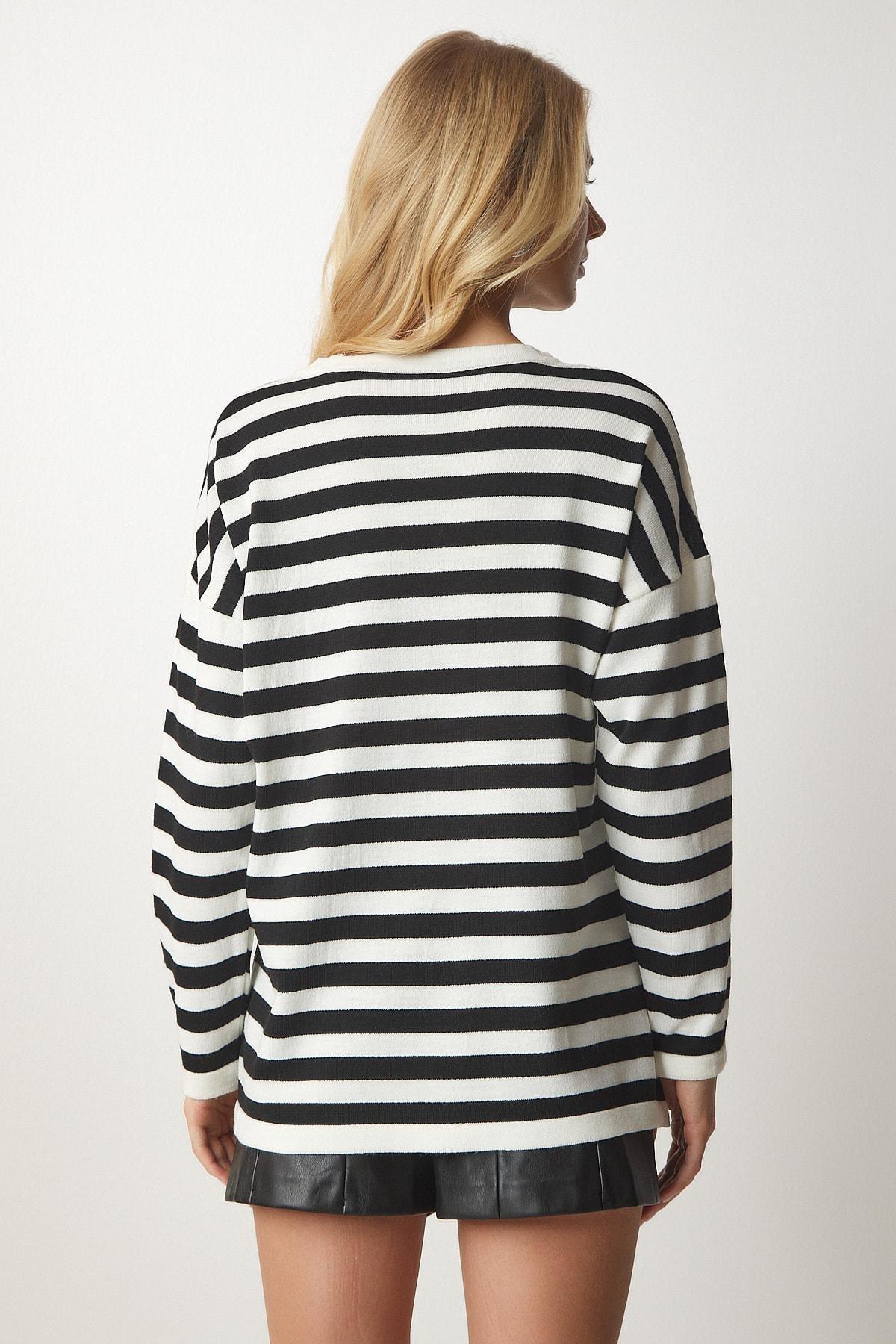Black Striped Oversize Knit Sweater, BLACK WHITE, large image number 4
