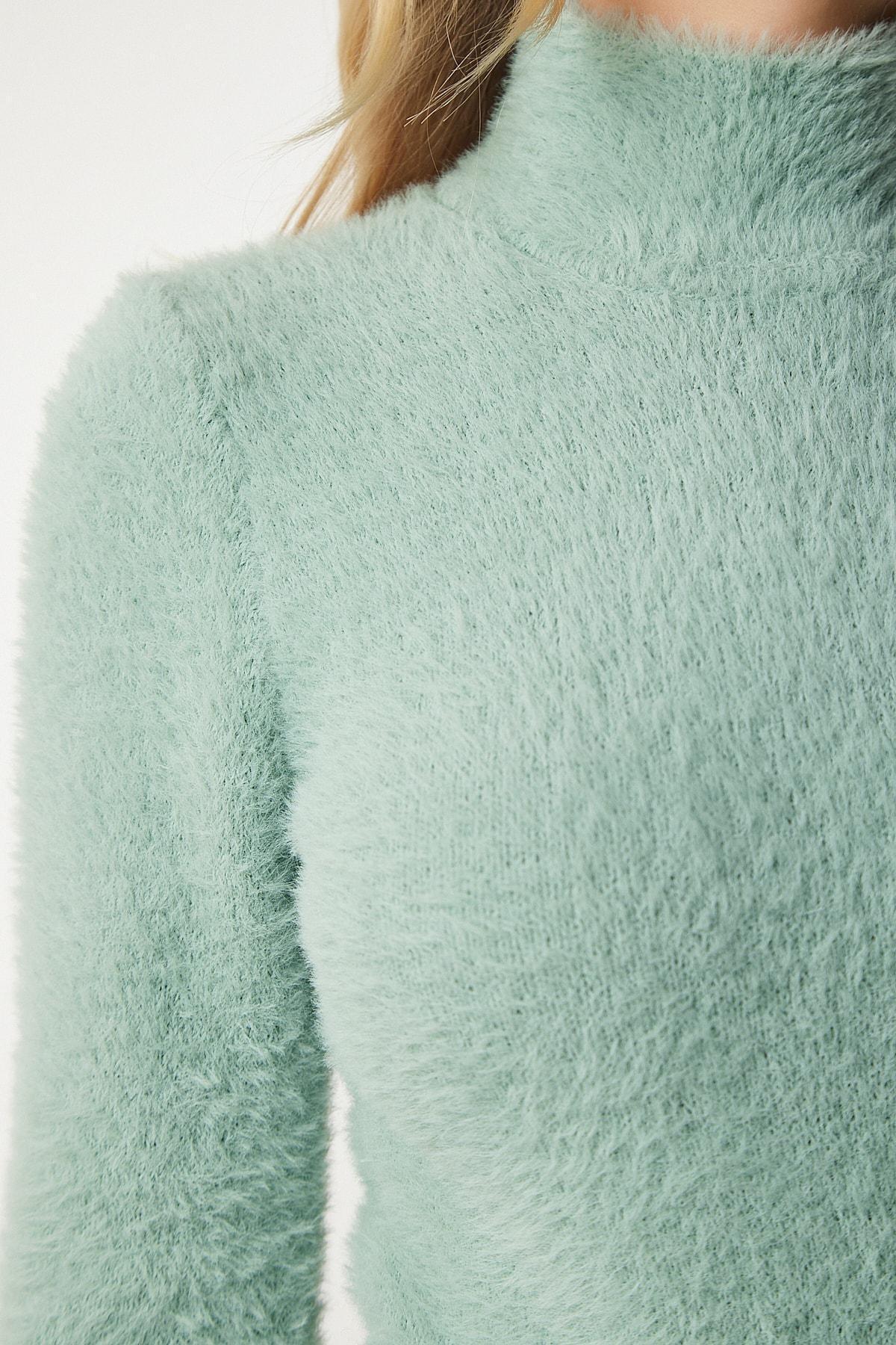 Green Turtleneck Bearded Knitwear Sweater, C101_1953, large image number 3