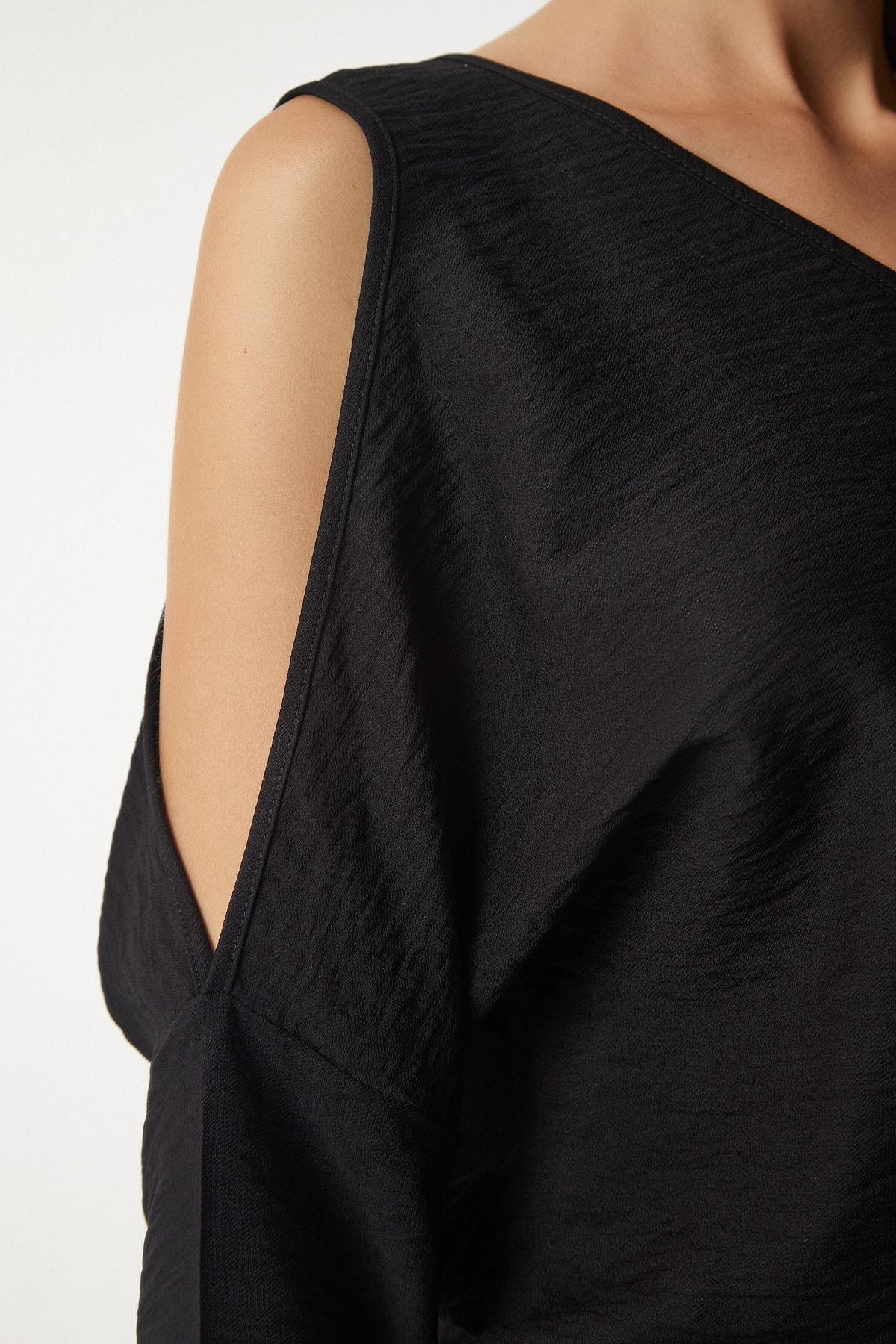 Black Off-Shoulder Flowy Blouse, , large image number 6