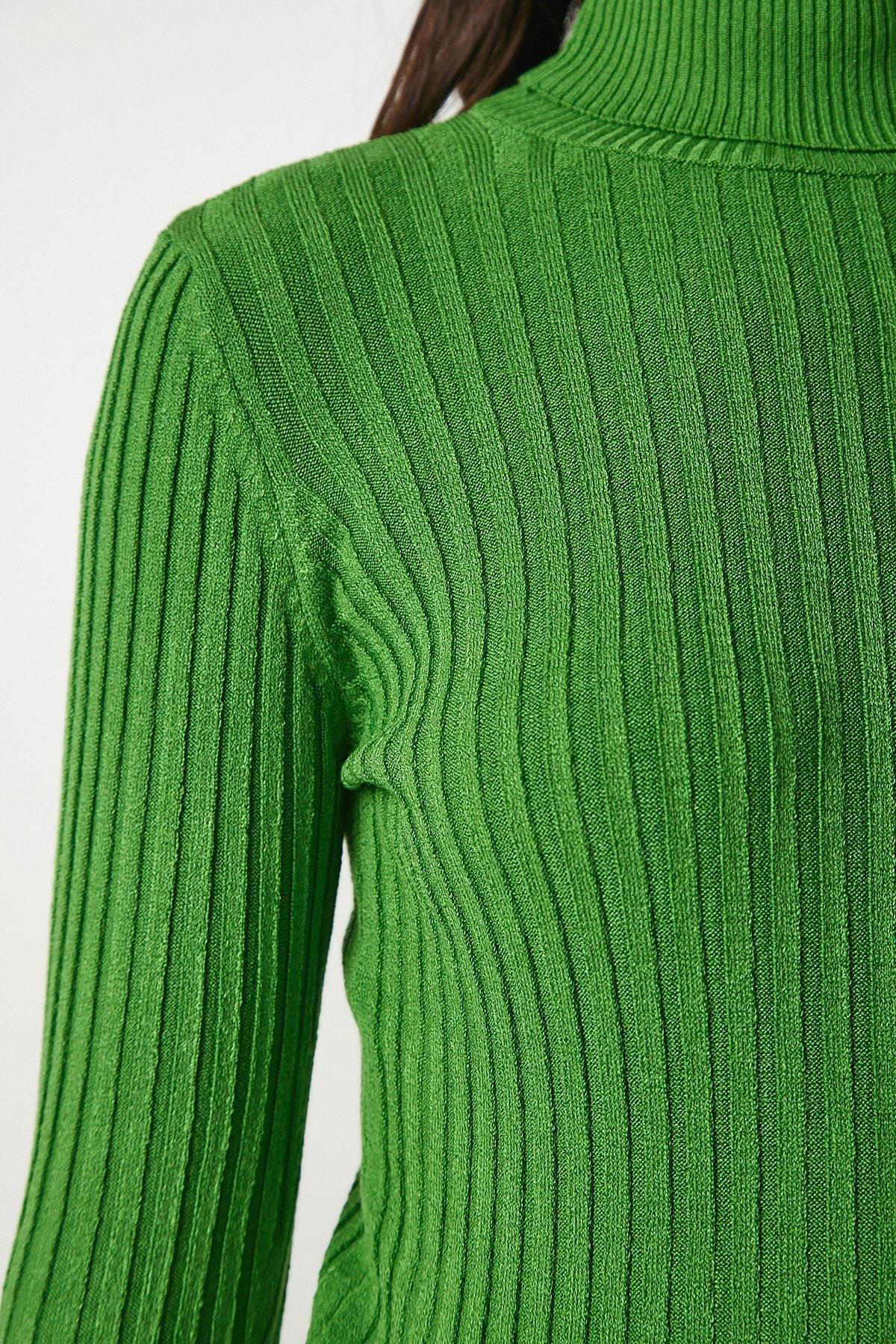 Green Turtleneck Corduroy Basic Sweater, Green, large image number 3