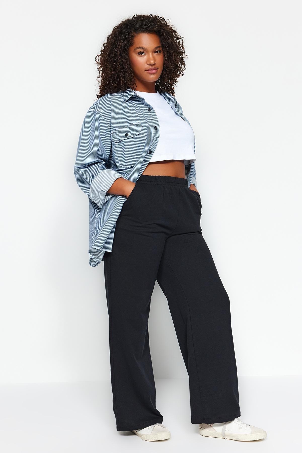 Black Plus Size Wide Cut Sweatpants, , large image number 2
