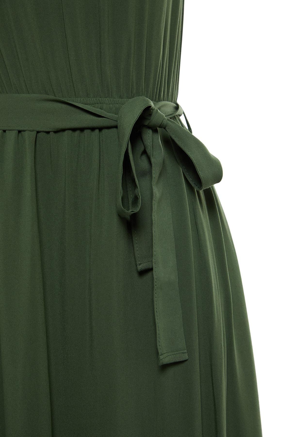 Green Halter Neck Skater Dress, , large image number 7