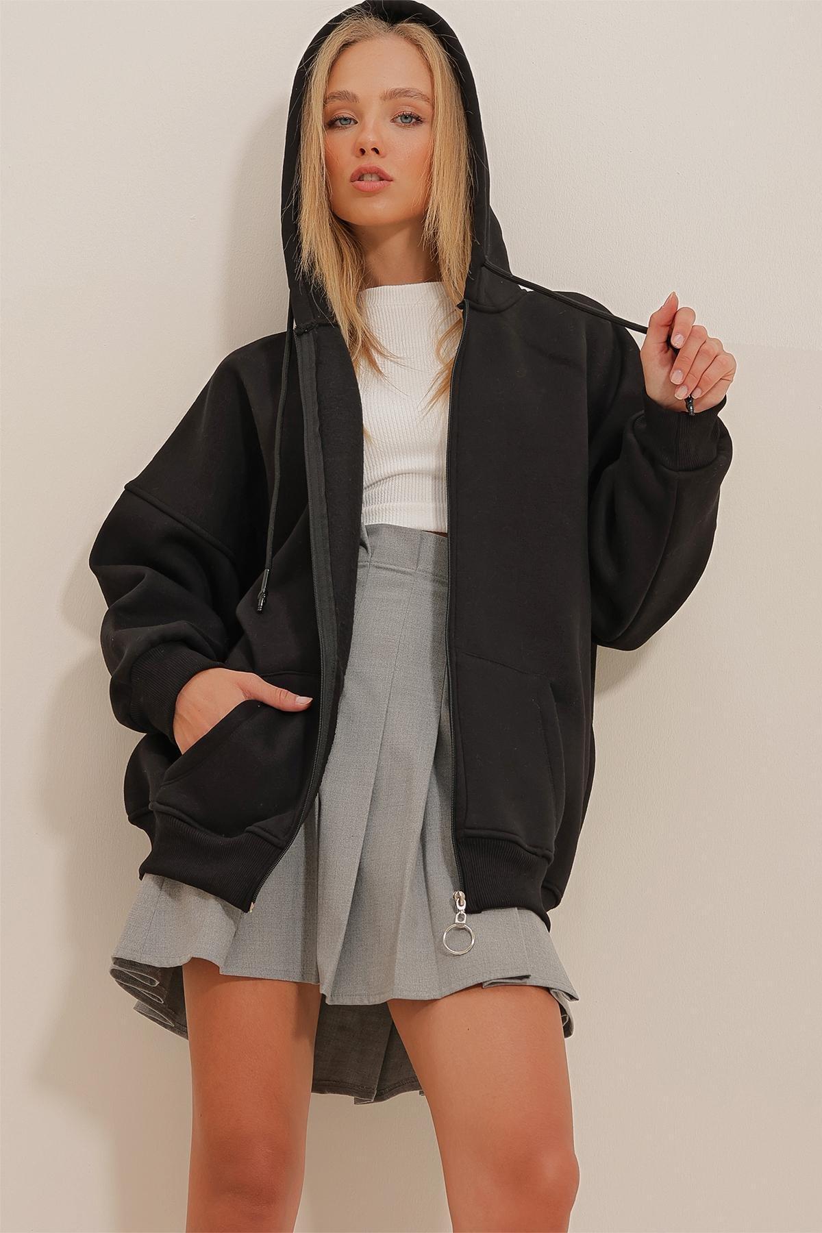 Black Kangaroo Pocket Hoodie, , large image number 3