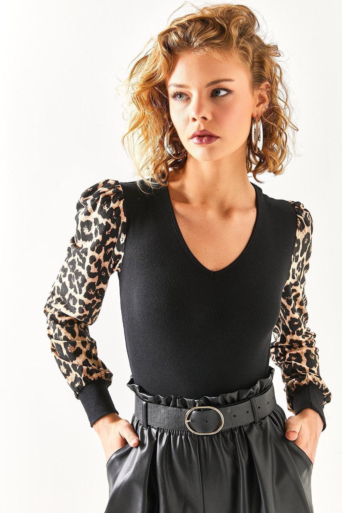Black V-Neck Leopard Garnish Lycra Blouse, , large image number 0