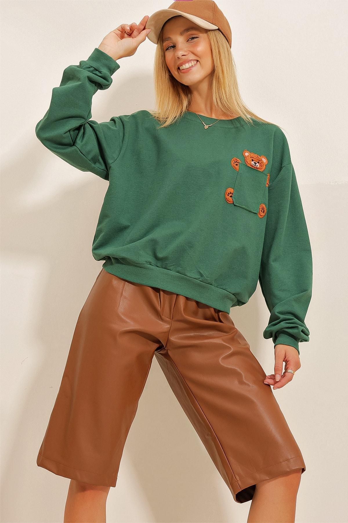 Green Crewneck Sweatshirt, Green, large image number 1