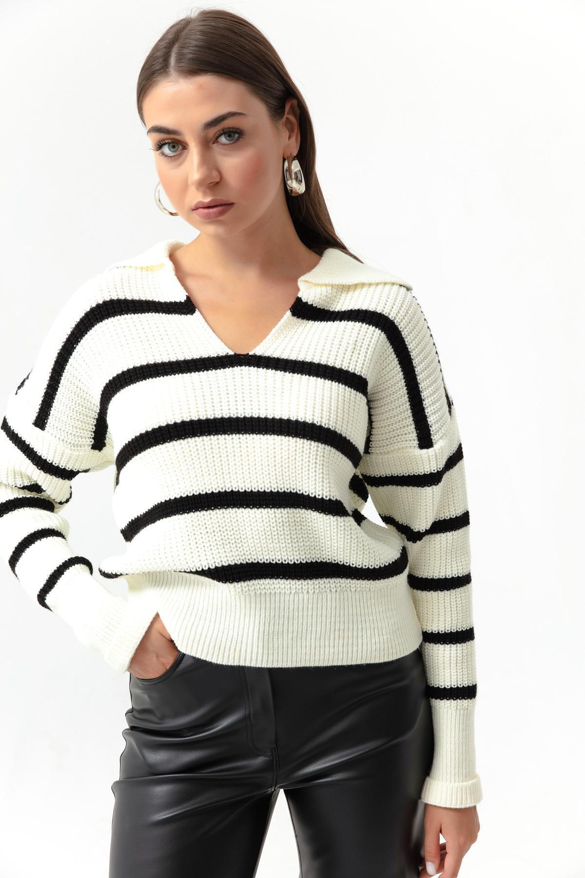 Lafaba - White Polo Neck Striped Knitwear Sweater