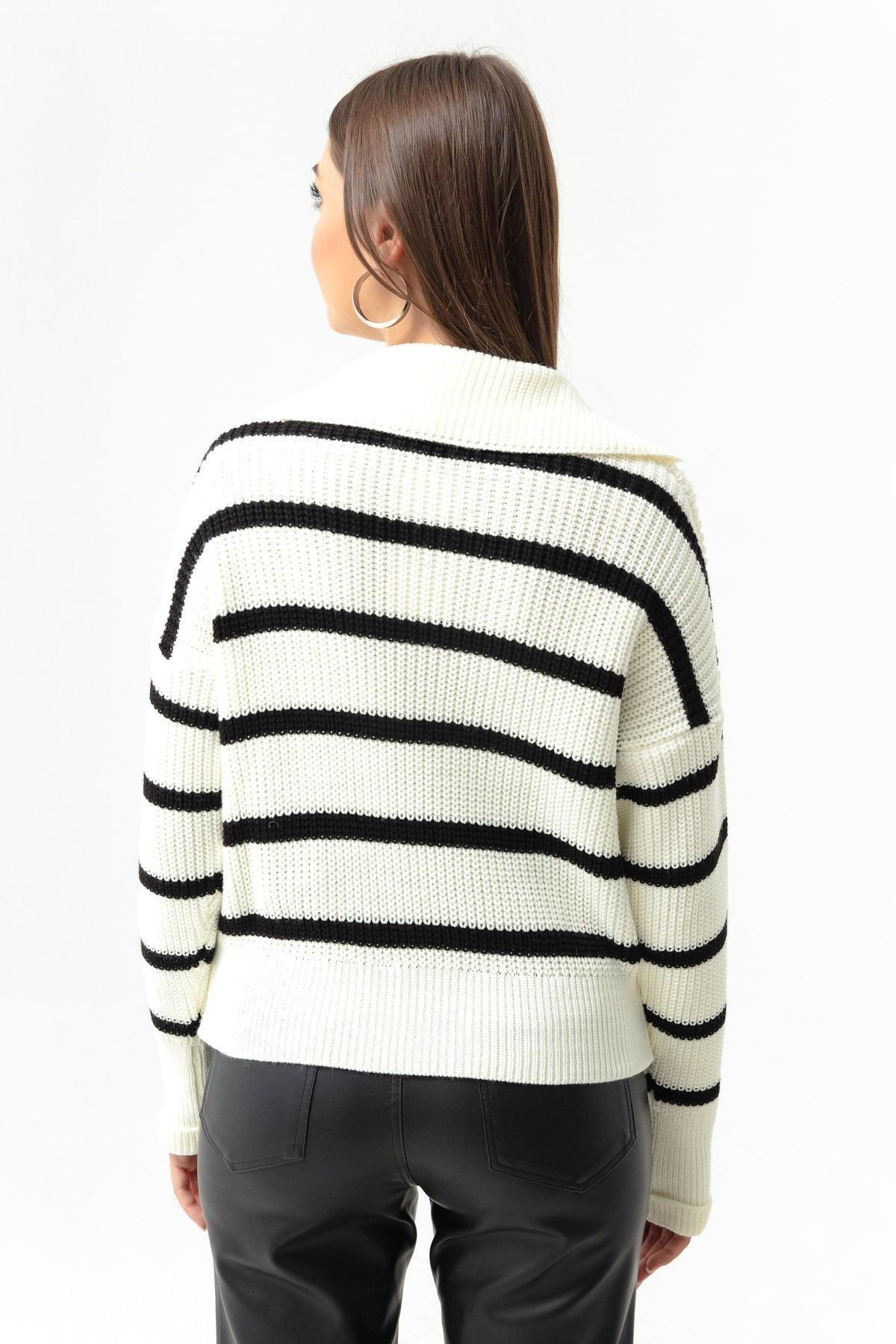 Lafaba - White Polo Neck Striped Knitwear Sweater