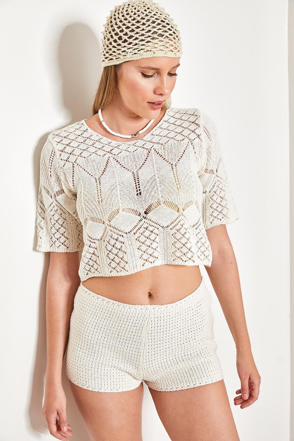 Ecru Knitted Knitted Shorts, Ecru, large image number 4