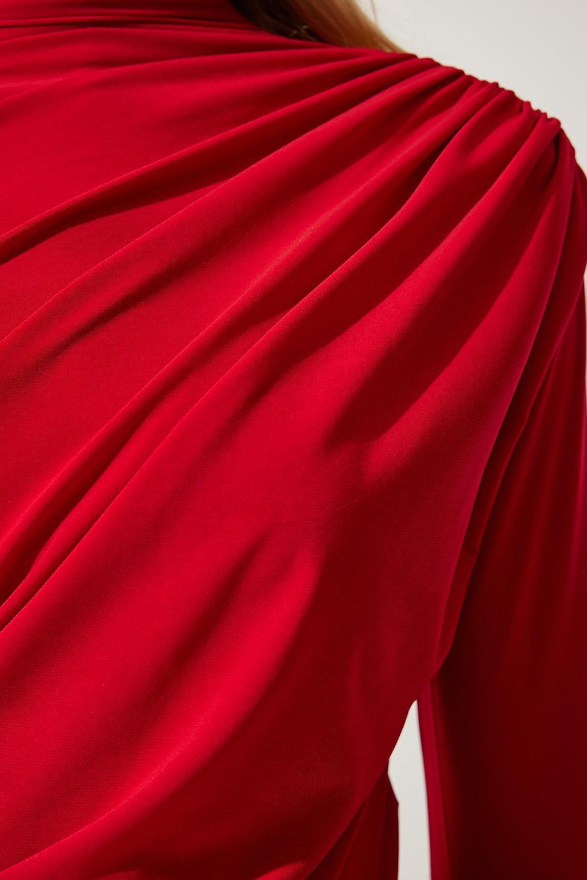 بلوزة بتفاصيل مزمومة، أحمر, Red, large image number 3