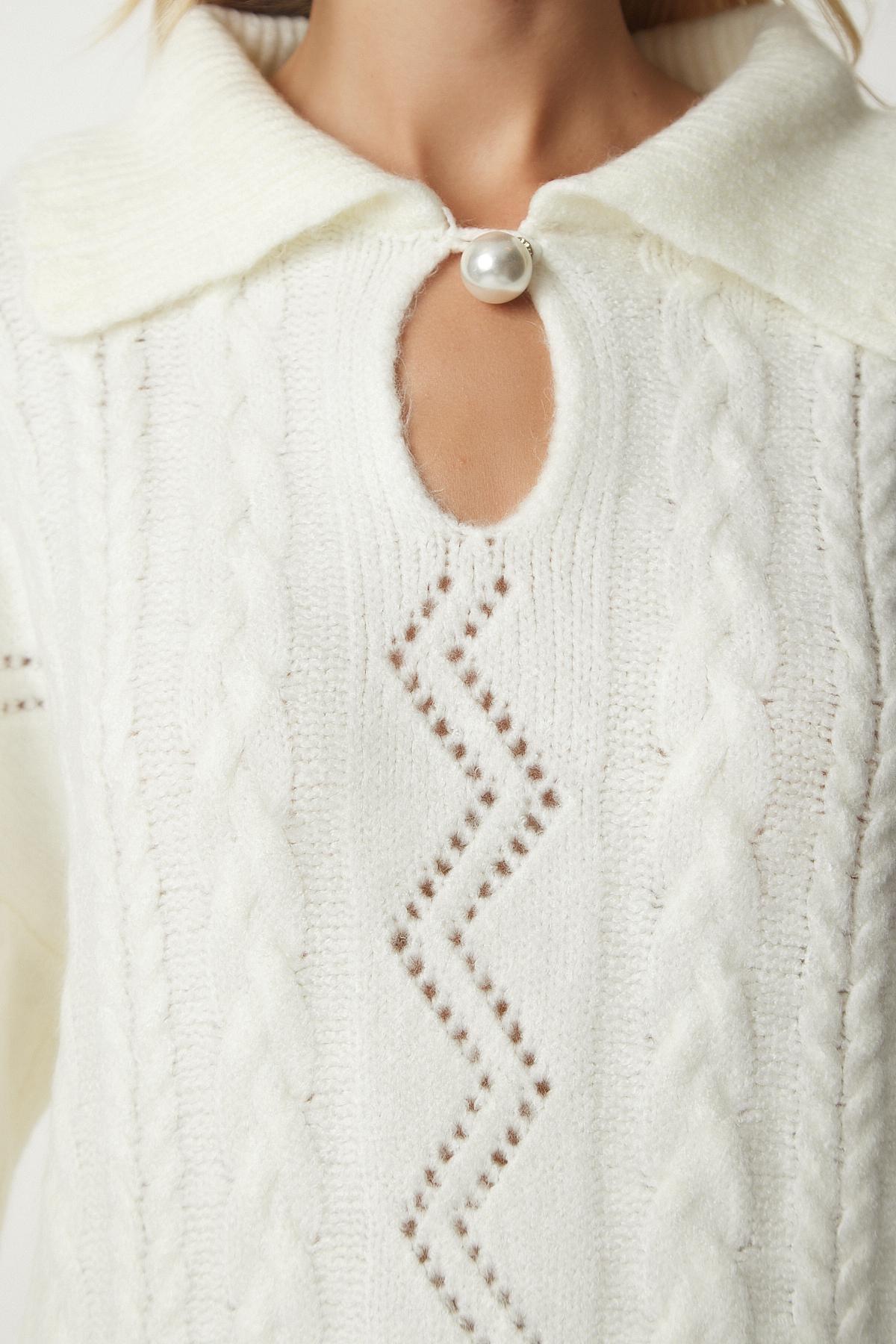 White Pearl Buttons Pattern Knitwear Sweater, Bone, large image number 2