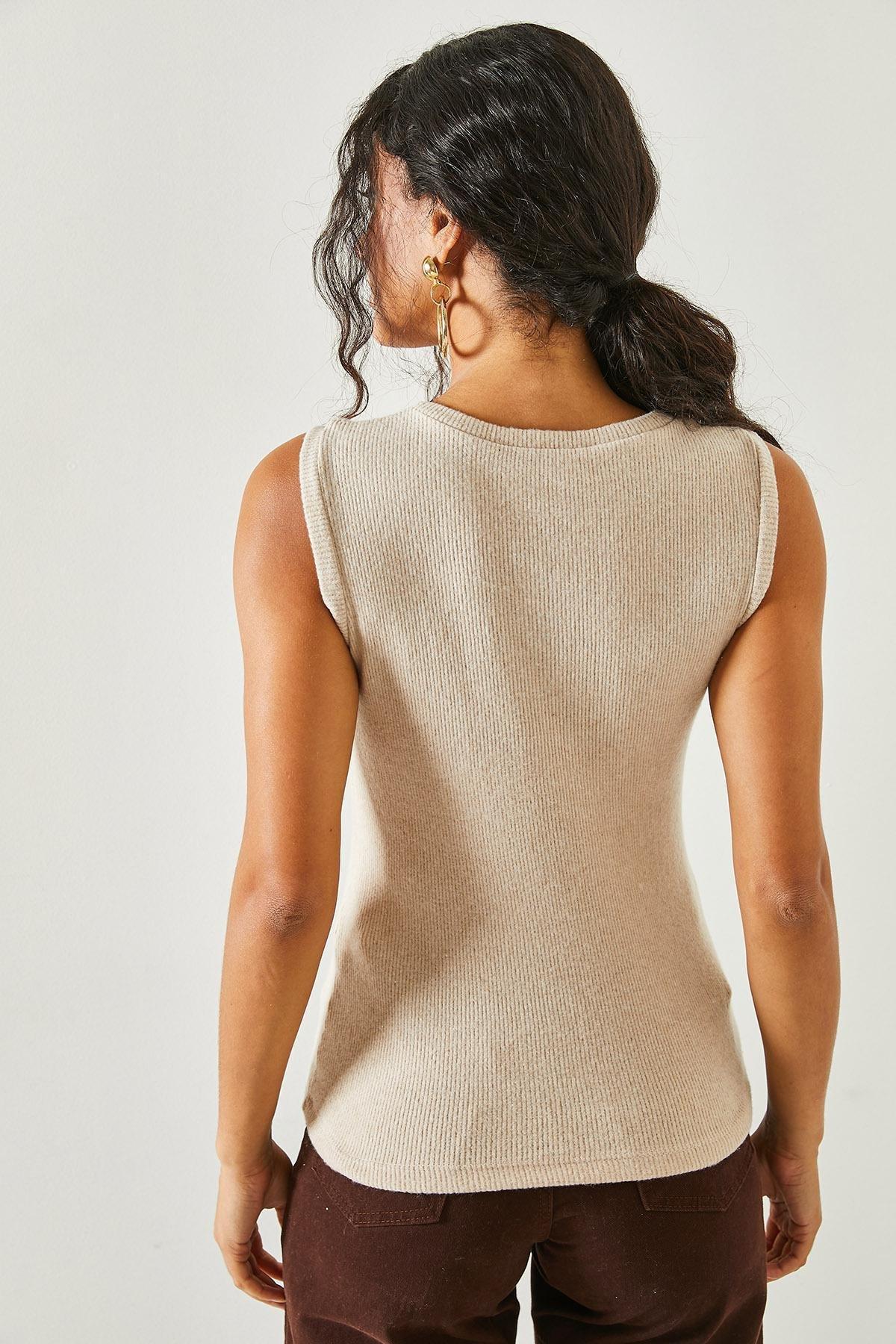 Multicolour Crew Neck Blouse, Set Of 2, Stone Camel, large image number 6