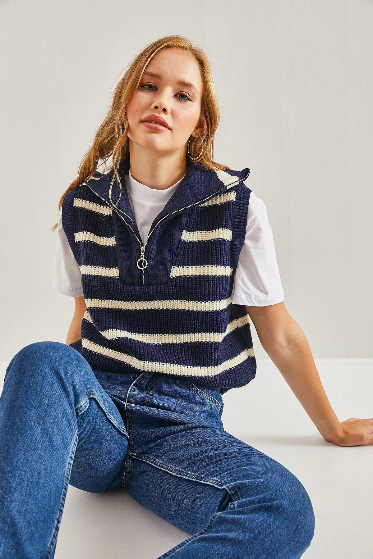 Multicolour Turtleneck Zippered Striped Sweater, Navy Blue-Cream, large image number 4