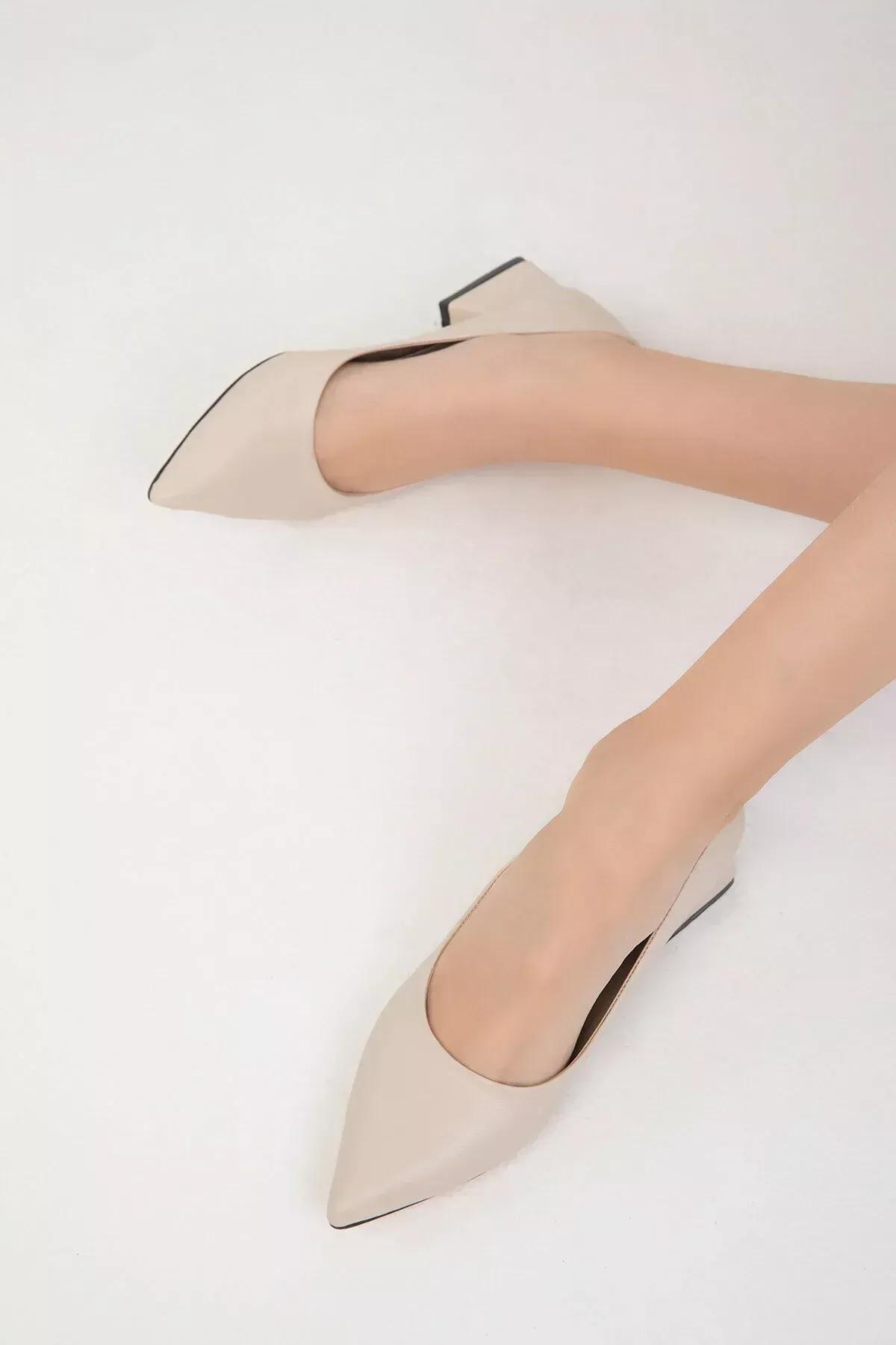 Beige Classic Heeled Shoes, Beige, large image number 4