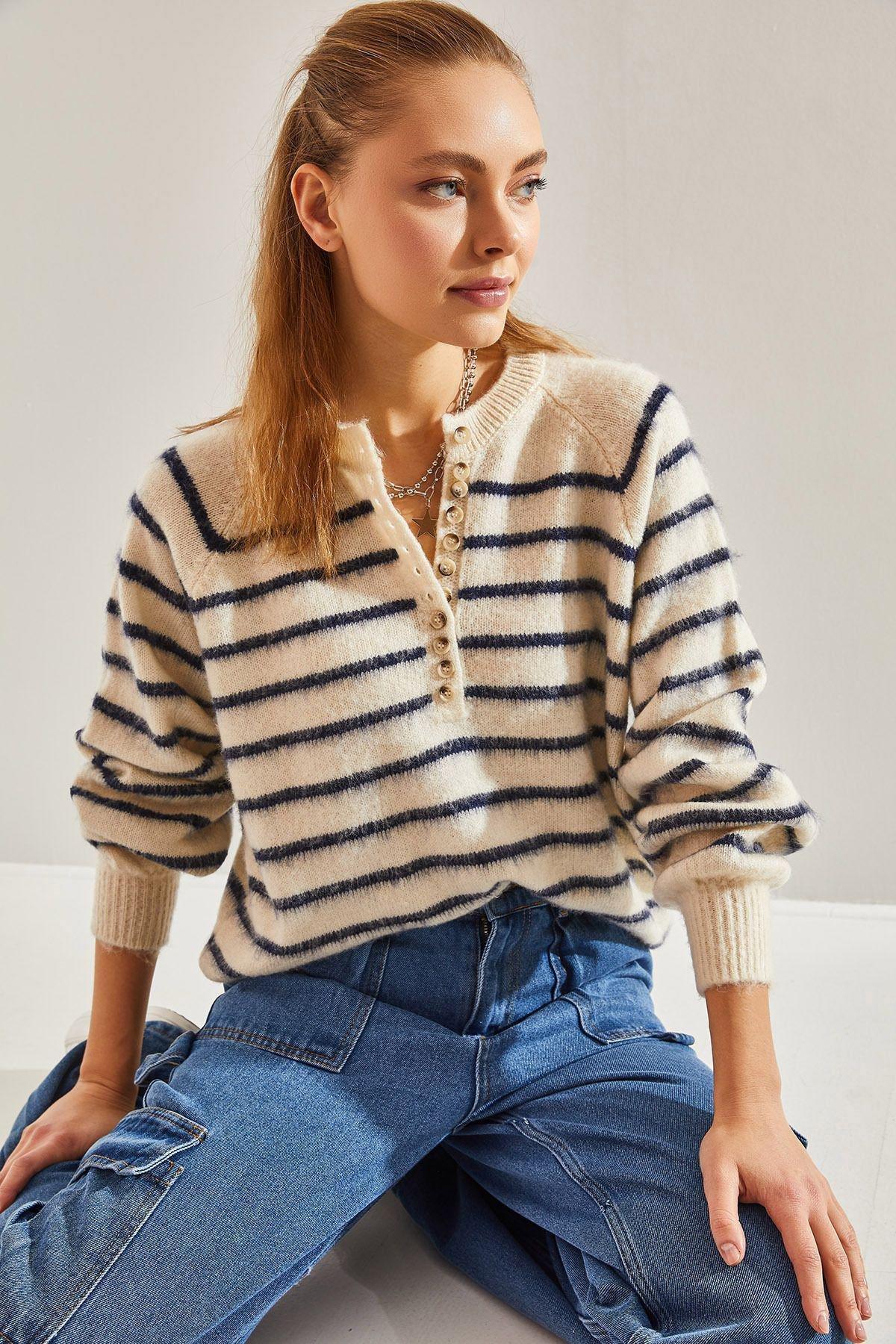 Multicolour Raised Striped Knitted Sweater, Ecru-Navy Blue, large image number 1