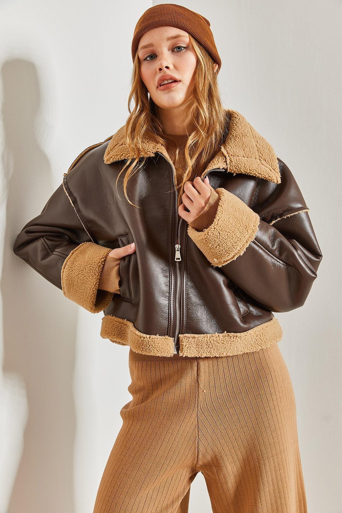 Brown Shearling Leather Coat With Side Pockets, , large image number 3