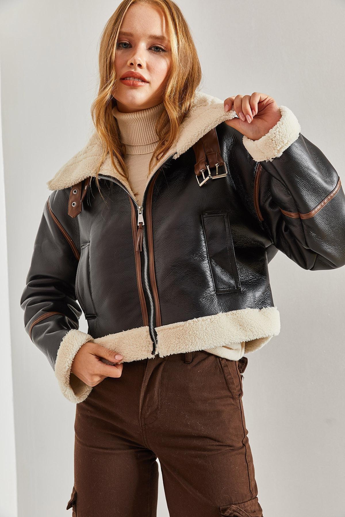 Black Collar Belted Laminated Jacket, , large image number 4
