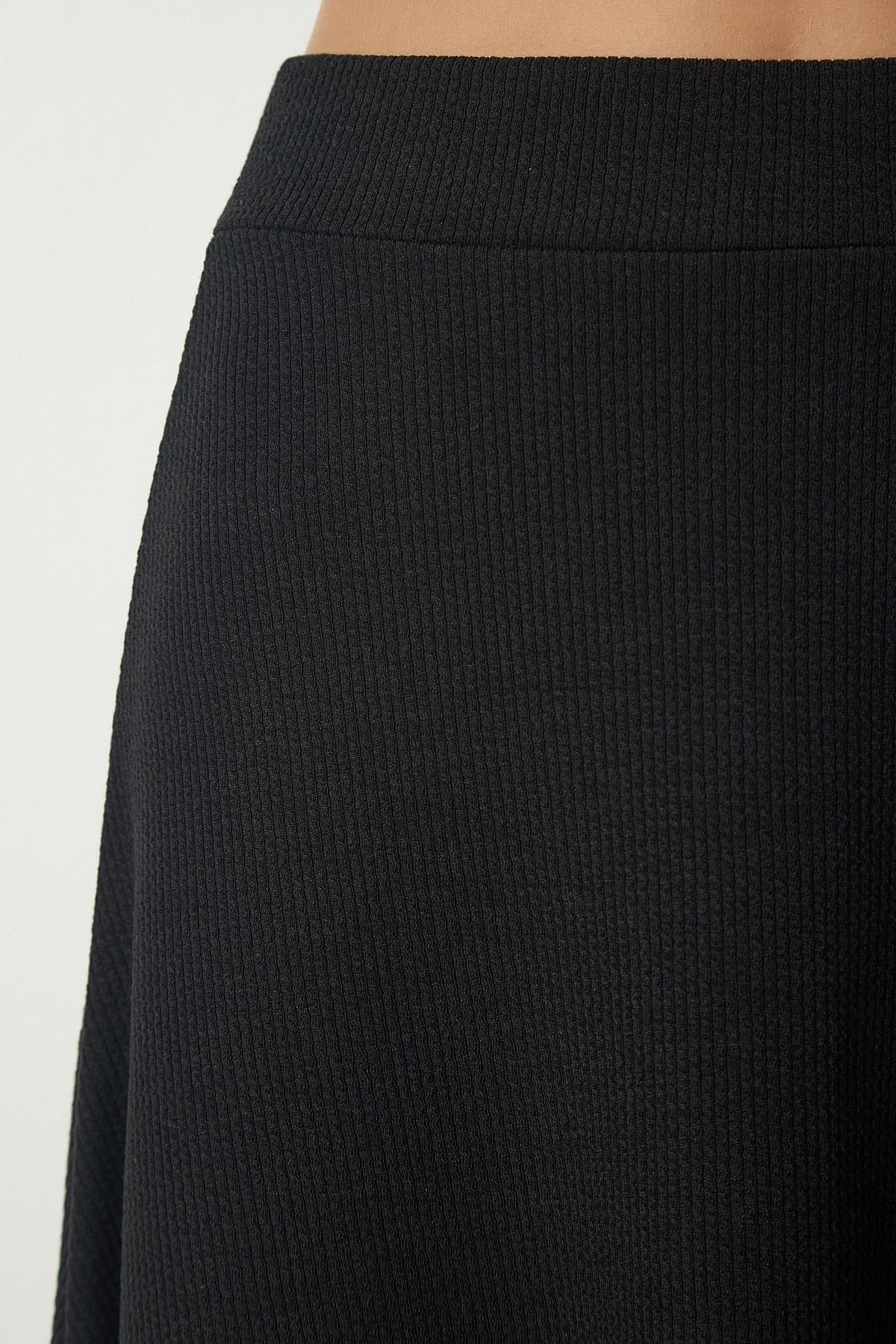 Happiness Istanbul - Black Asymmetrical Cut Corduroy Knitted Skirt