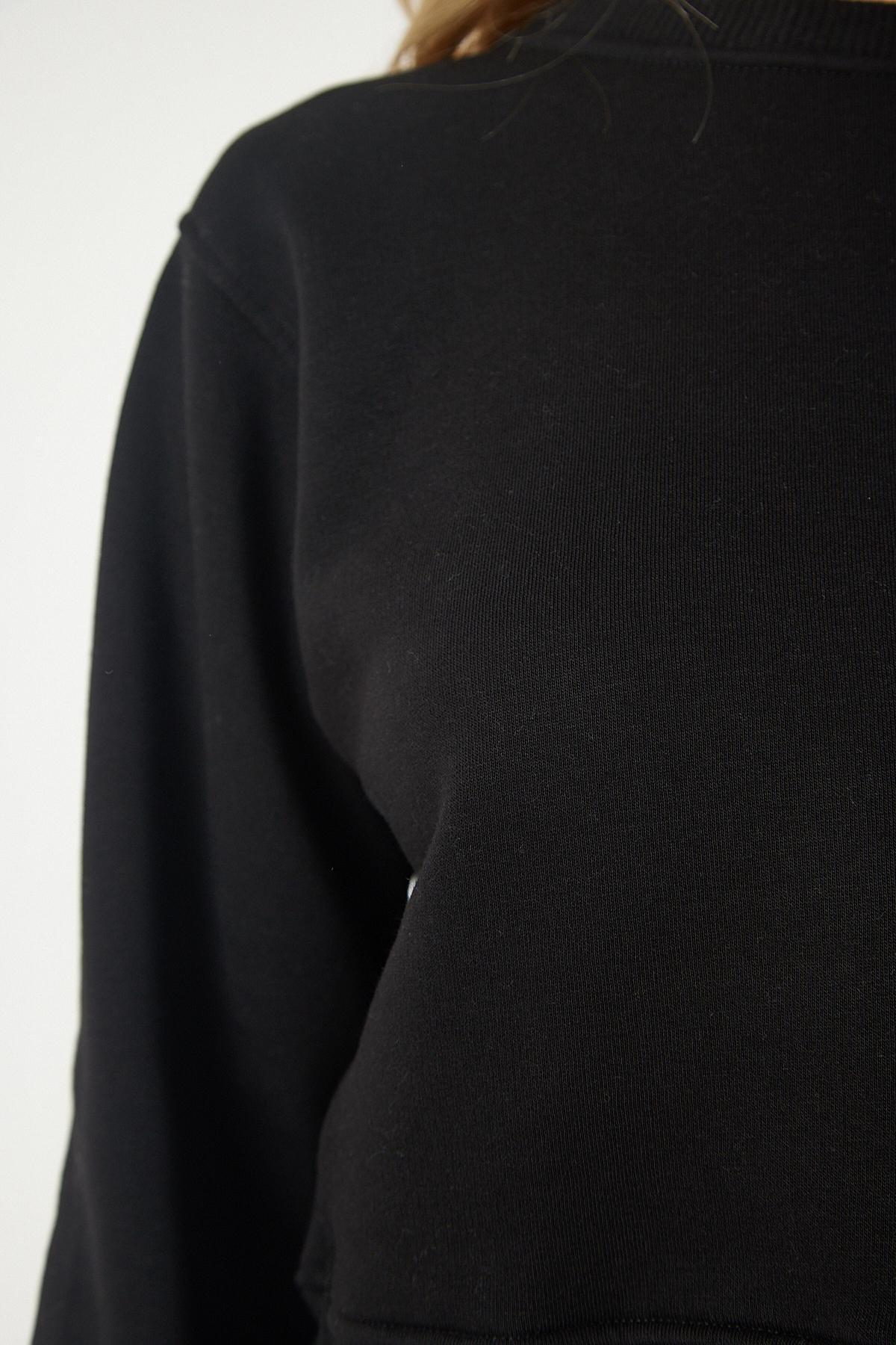 Black Shark Crop Sweatshirt, BLACK, large image number 3