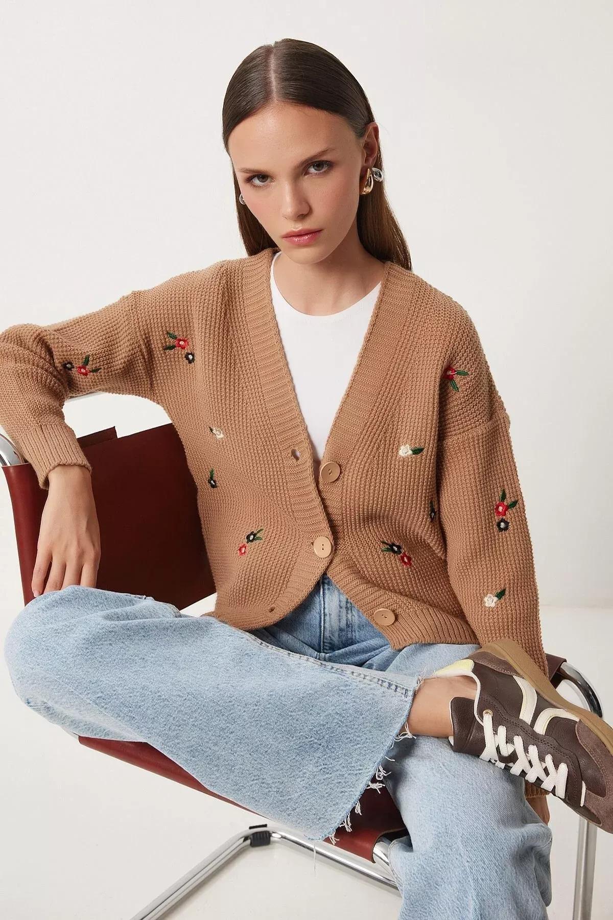 Beige Floral Embroidery Buttons Knitwear Cardigan, C101_1451, large image number 0