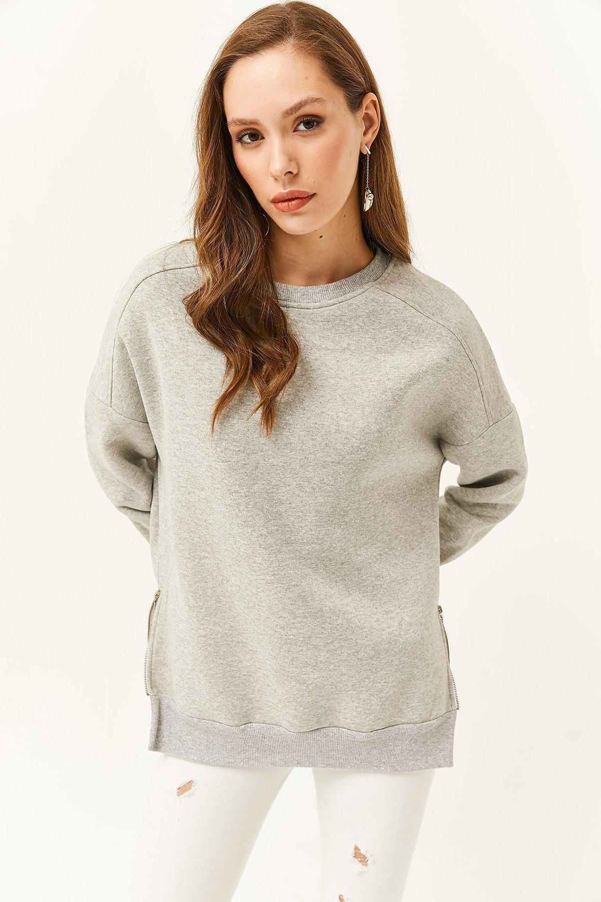 Olalook - Grey High Neck Raised Sweater