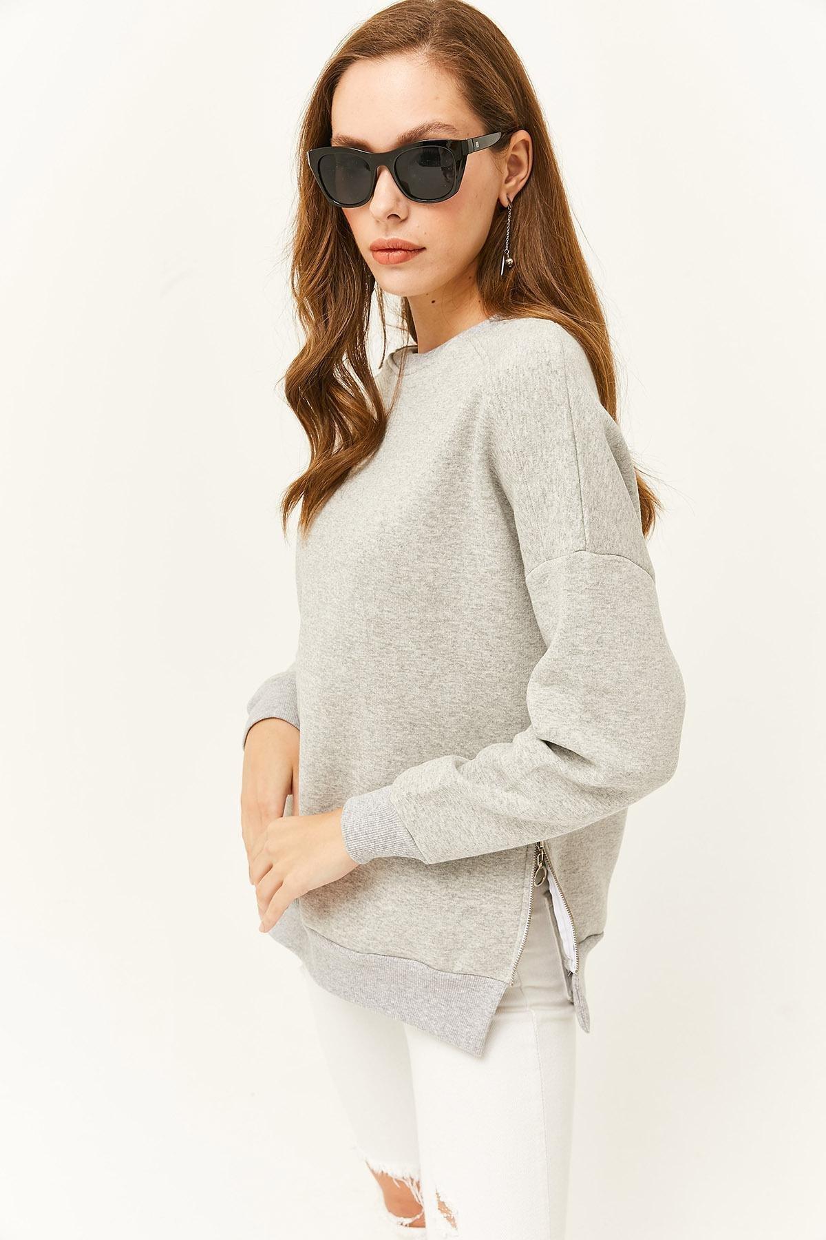 Olalook - Grey High Neck Raised Sweater