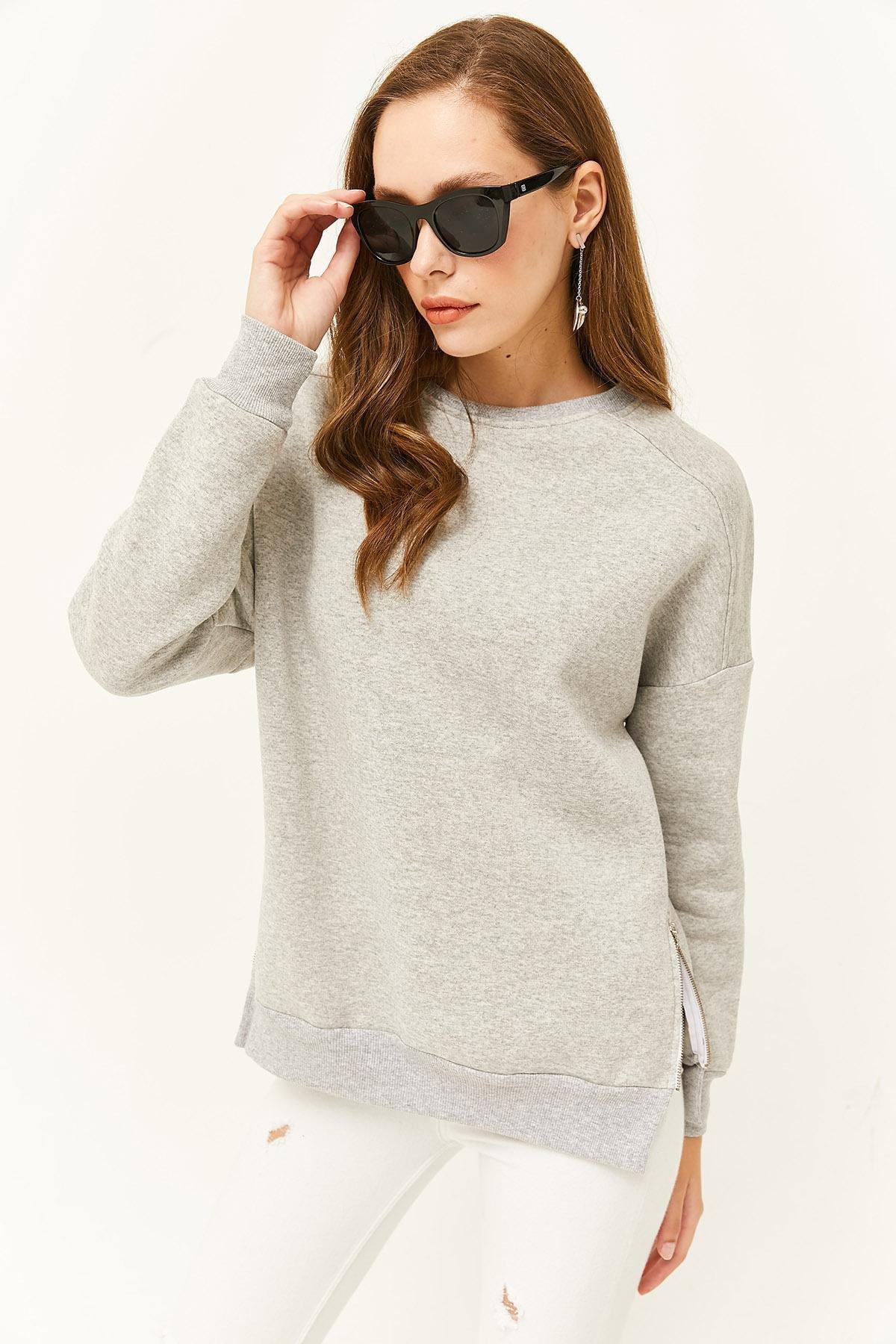 Olalook - Grey High Neck Raised Sweater