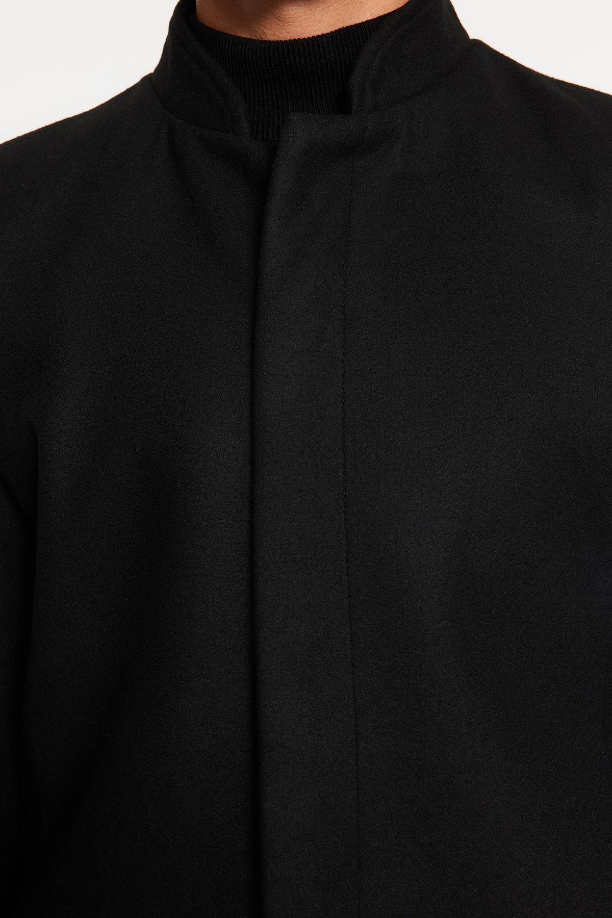 Black Collar Stamped Coat., , large image number 4