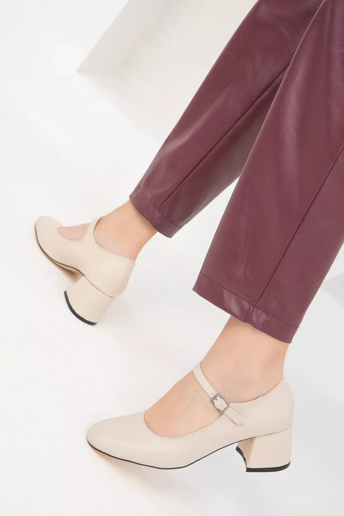 Beige Classic Heeled Shoes, , large image number 1