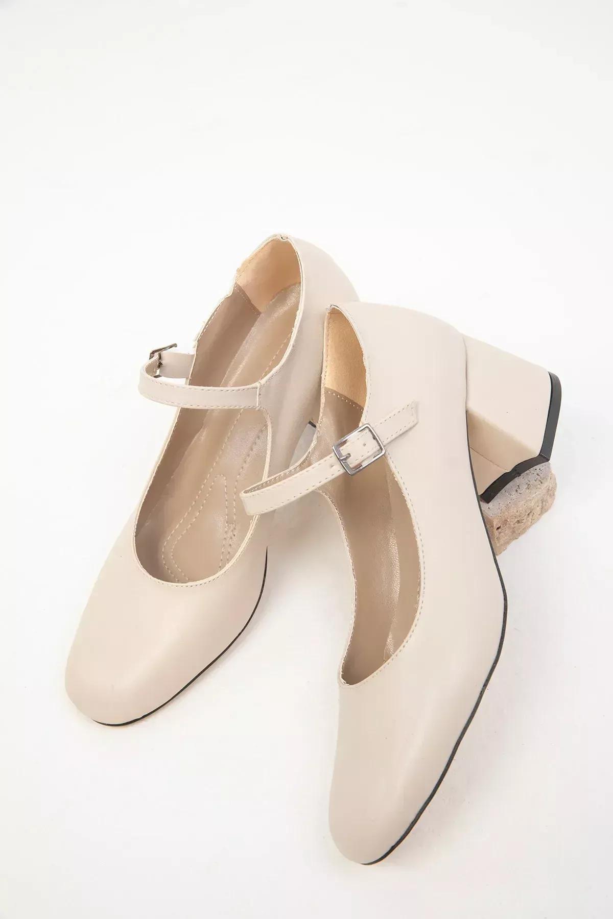 Beige Classic Heeled Shoes, , large image number 3