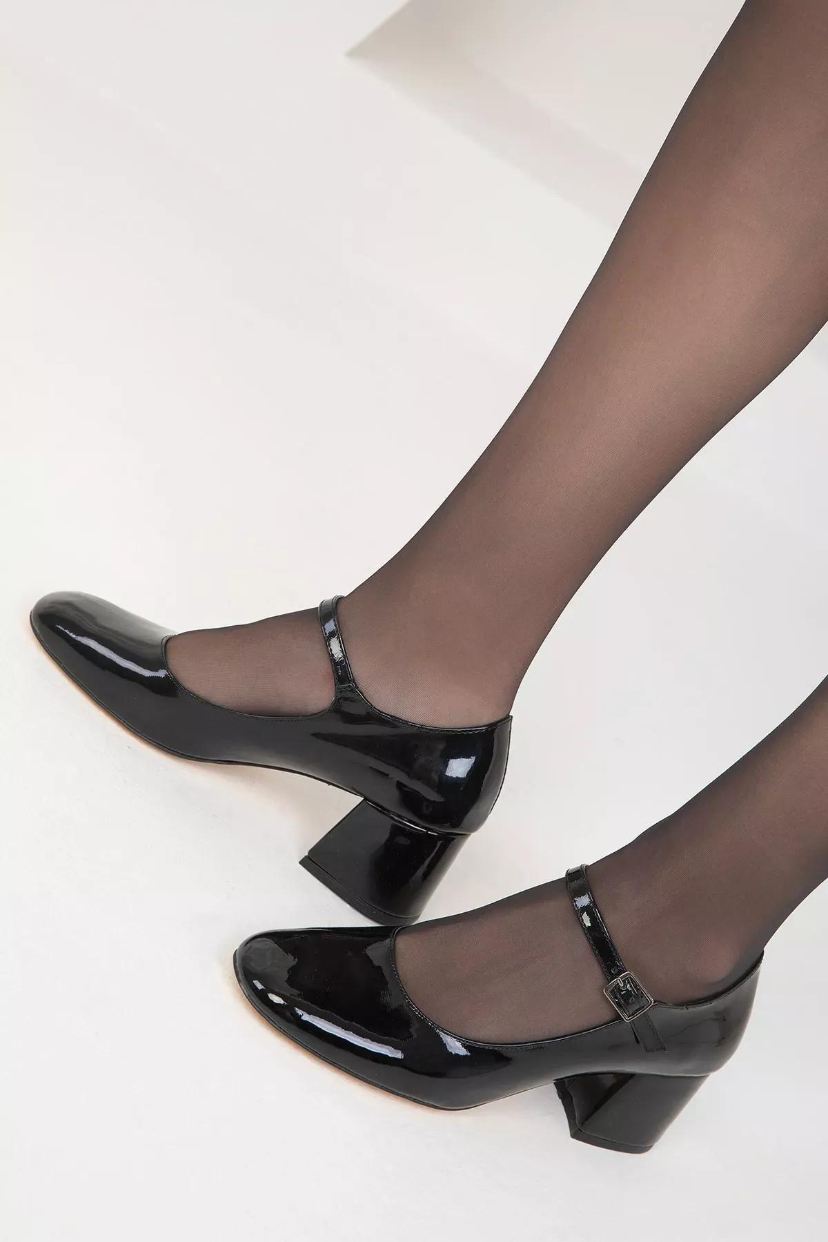 Black Patent Leather Classic Heeled Shoes, , large image number 0