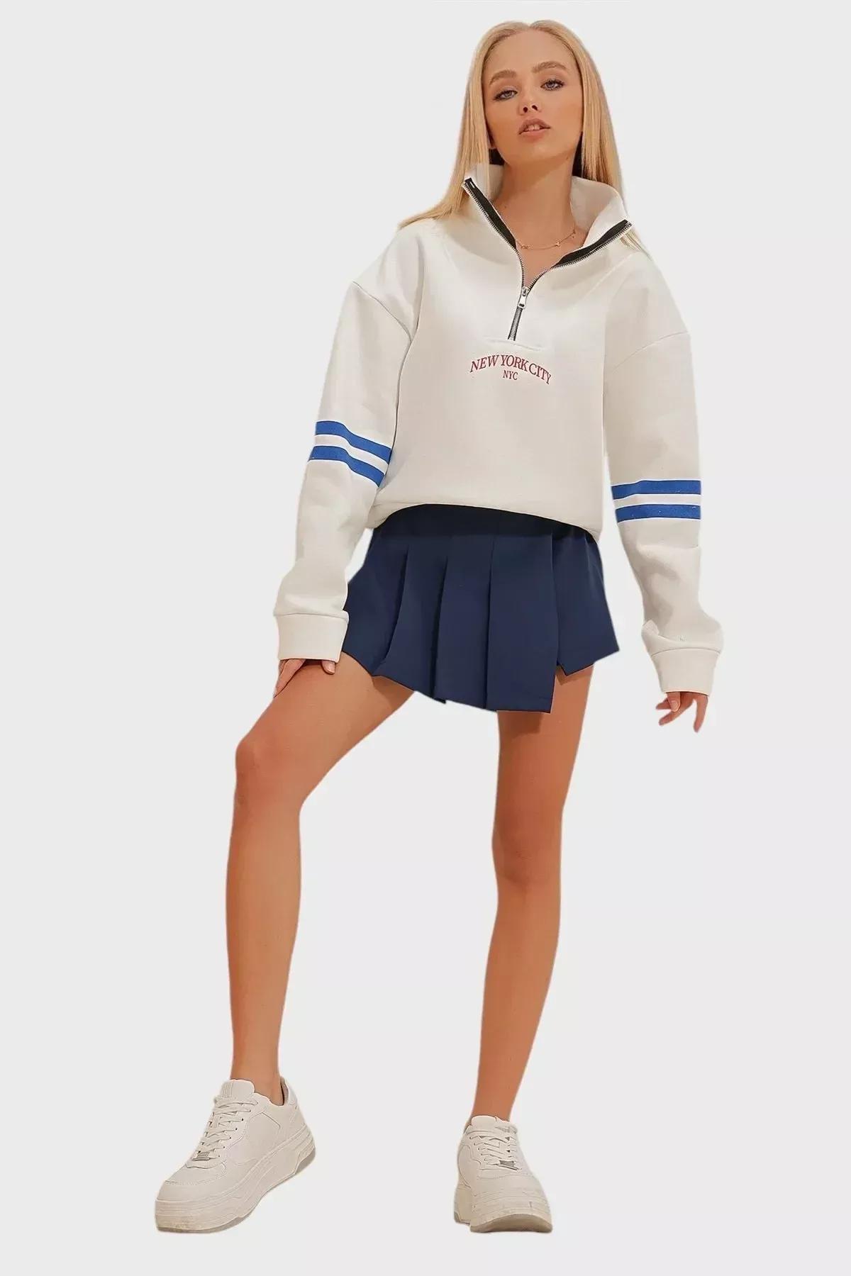 White Zipper Inner Raising Sweatshirt, White, large image number 2