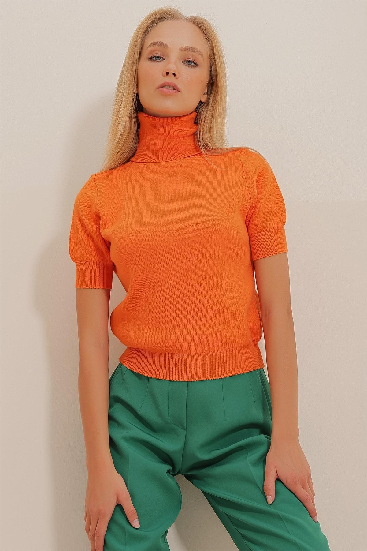 Orange Turtleneck Short Sleeve Sweater, Orange, large image number 2