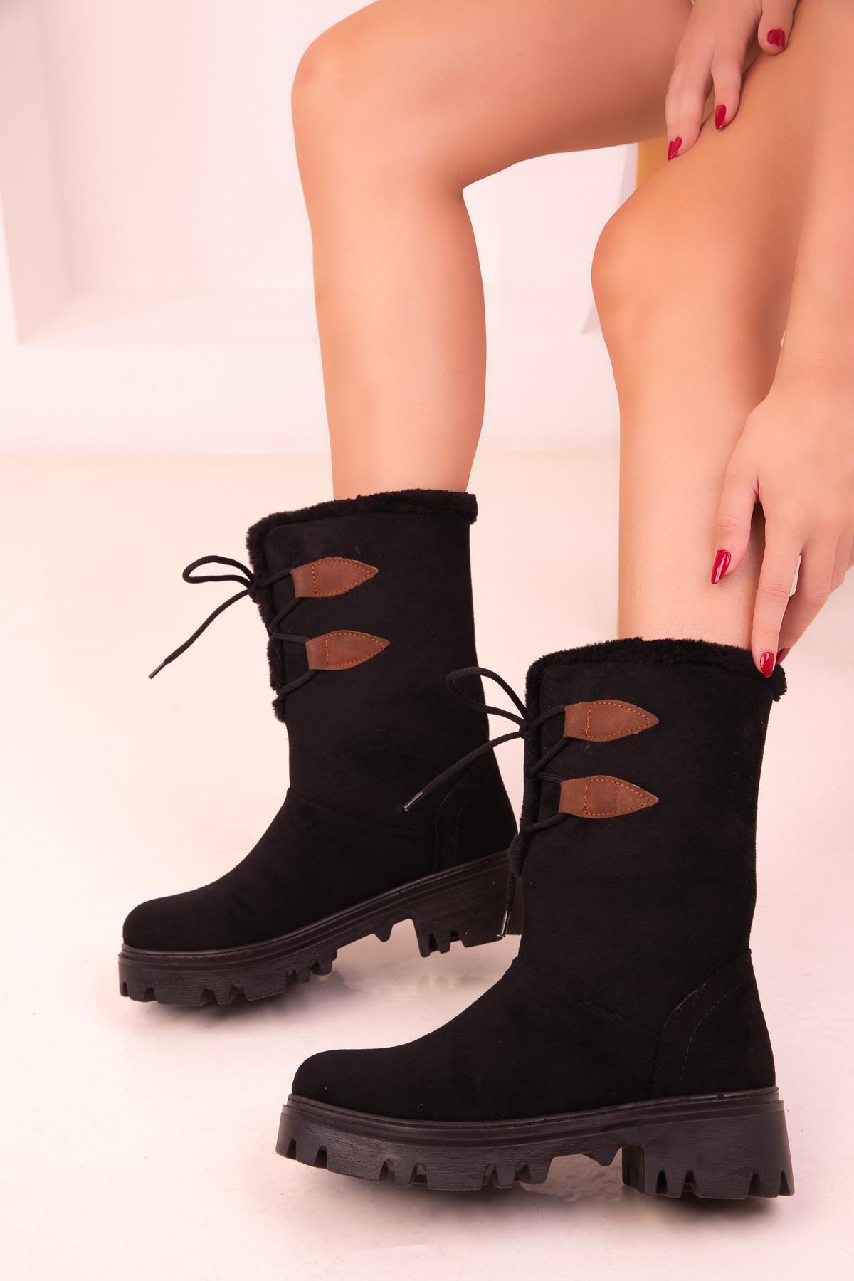 SOHO - Black Suede Boots