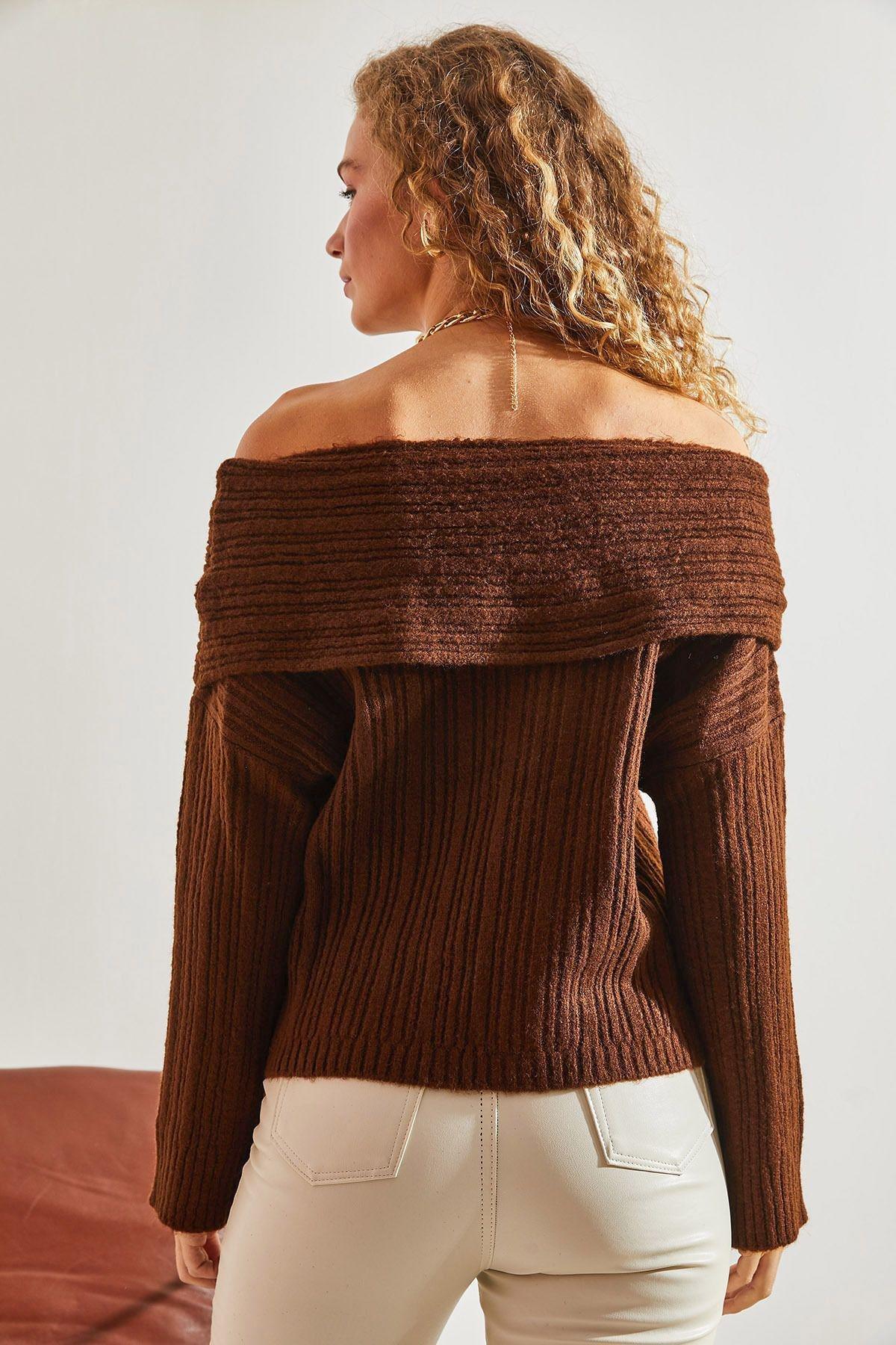 Brown Pleated Collared Sweater, Brown, large image number 3