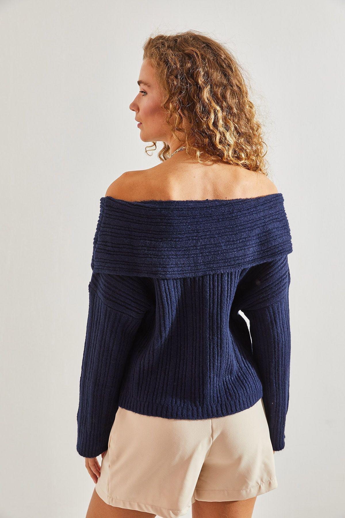 Navy Pleated Collared Sweater, Navy blue, large image number 2