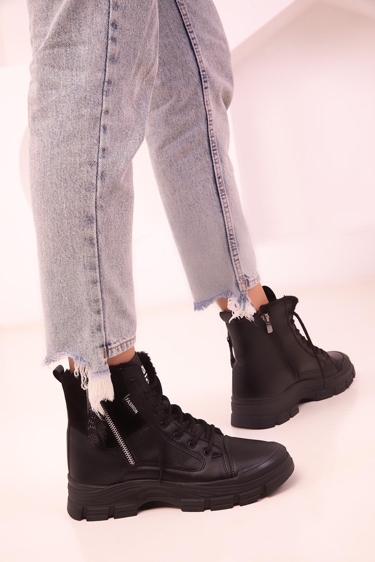 Black Leather Boots, C101_2972, large image number 3