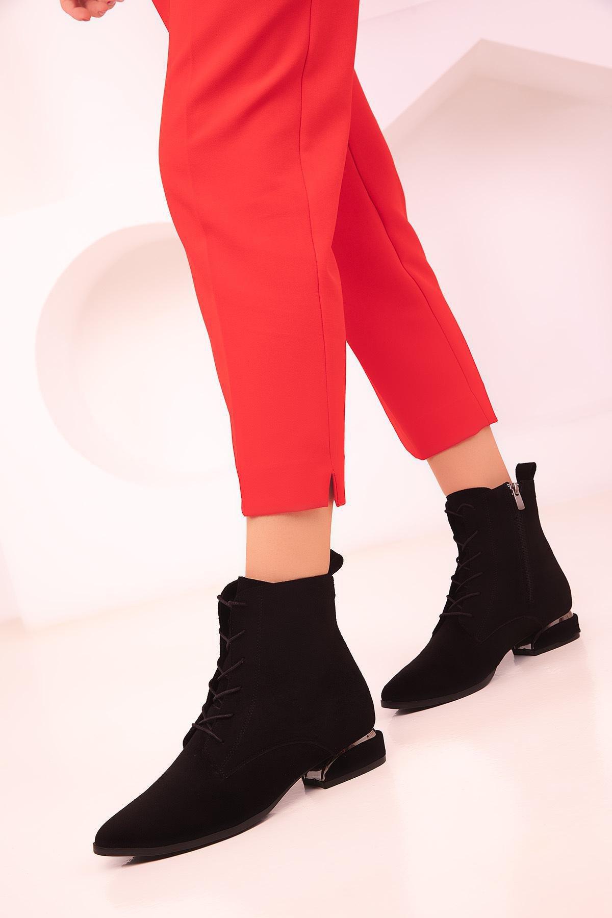 SOHO - Black Lace-Up Suede Boots