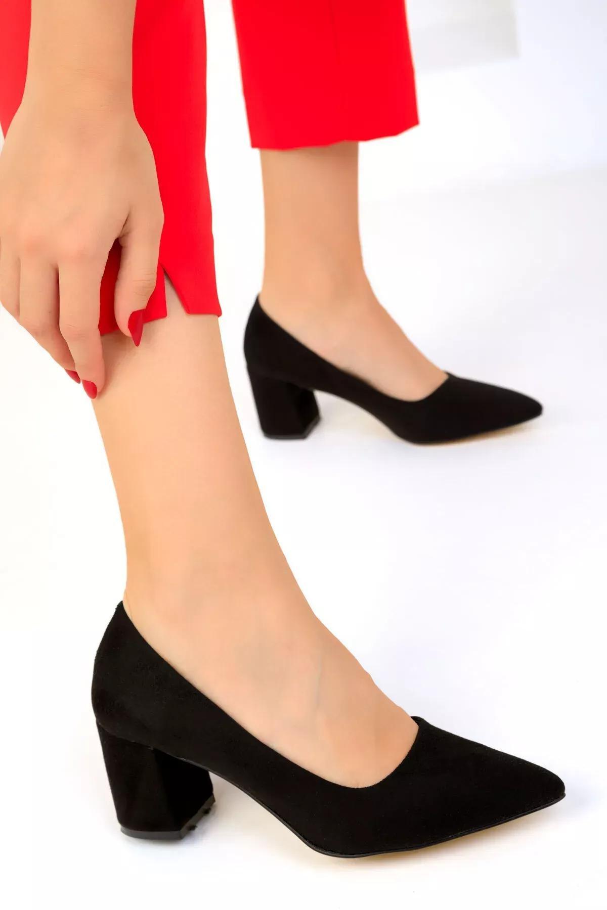 Black Suede Classic Heeled Shoes, , large image number 1