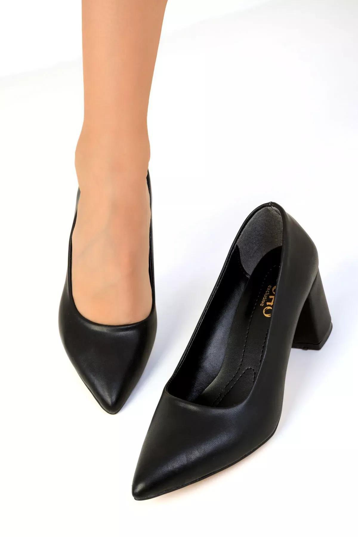 Black Womens Classic Heeled Shoes 18511, , large image number 4