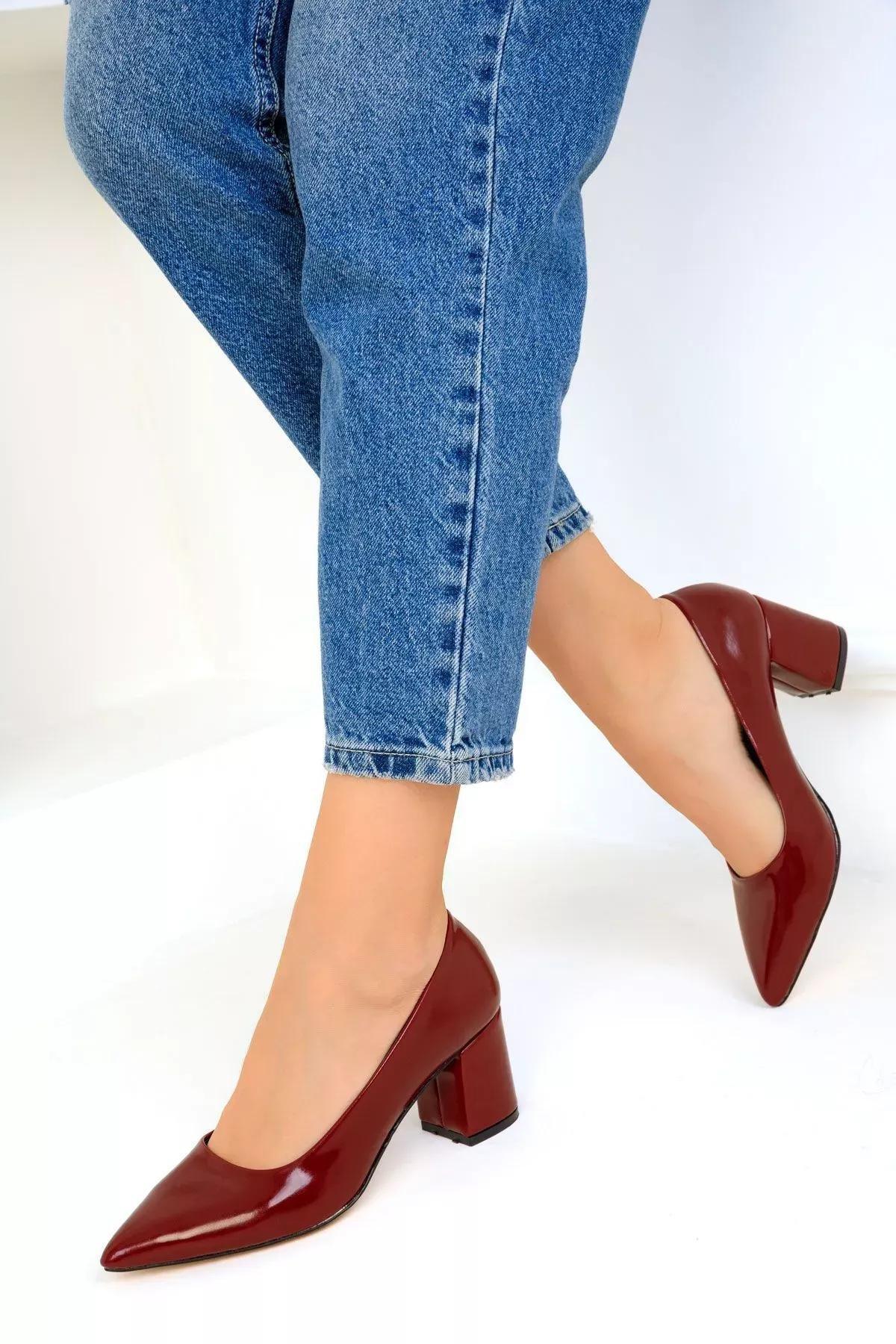 Red Patent Classic Heels, C101_3143, large image number 0