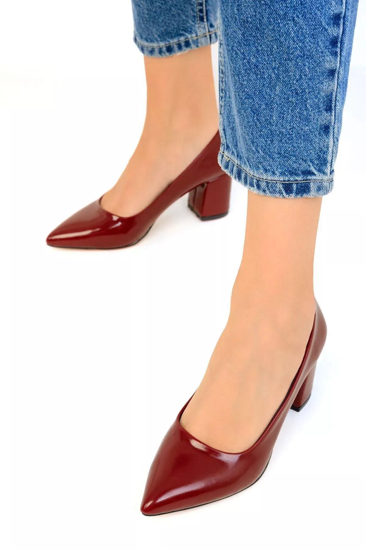 Red Patent Classic Heels, C101_3143, large image number 1