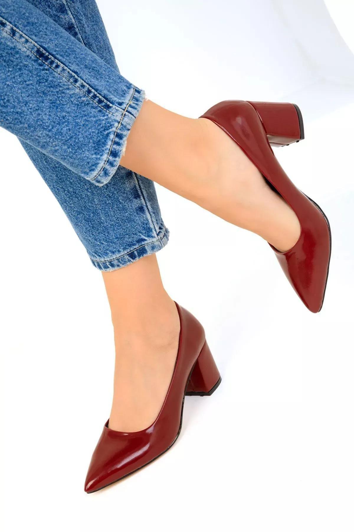 Red Patent Classic Heels, C101_3143, large image number 3