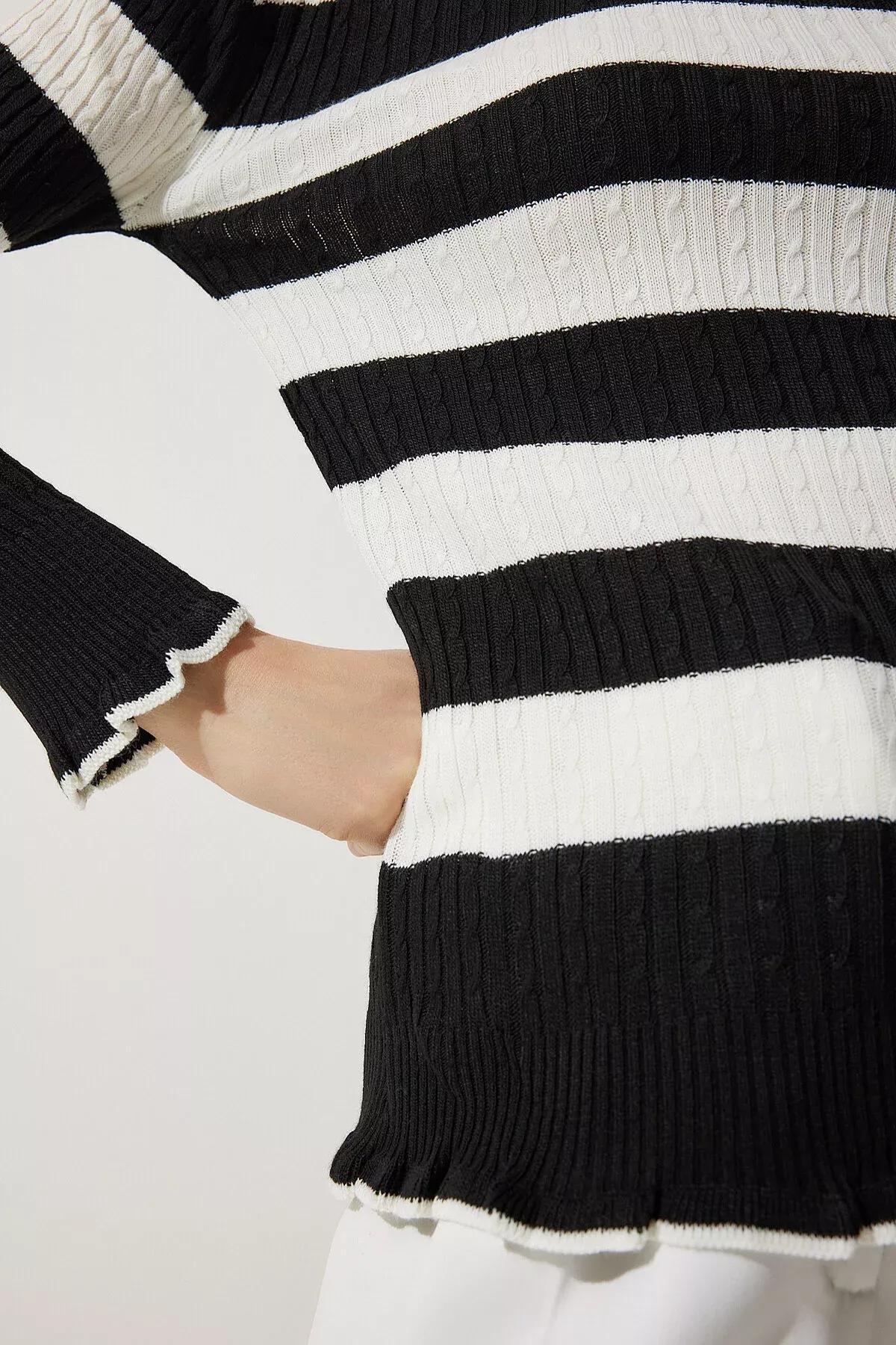 Black Beige Turtleneck Frilly Striped Knitwear Sweater, BLACK ECRU, large image number 4