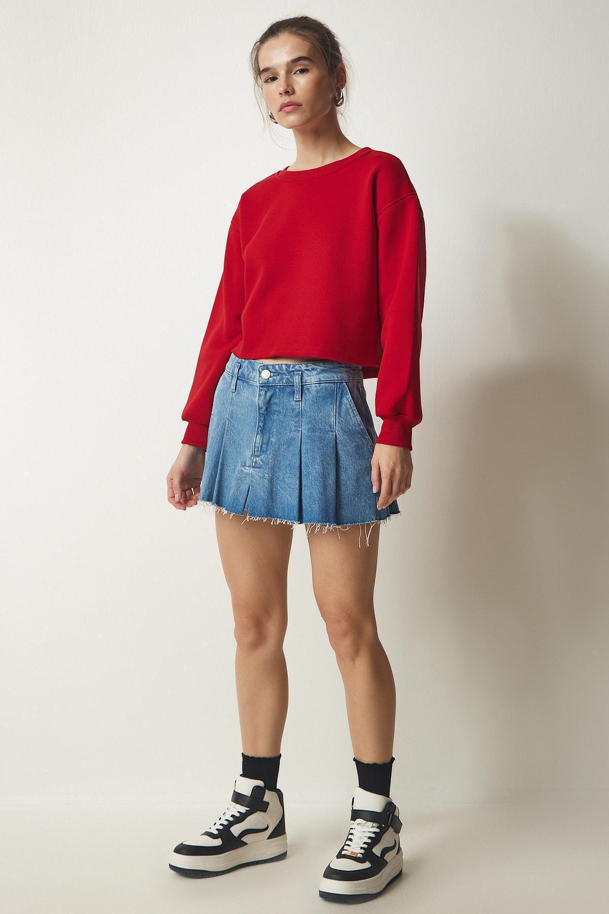 Red Crew Neck Raised Crop Sweatshirt, Red, large image number 0
