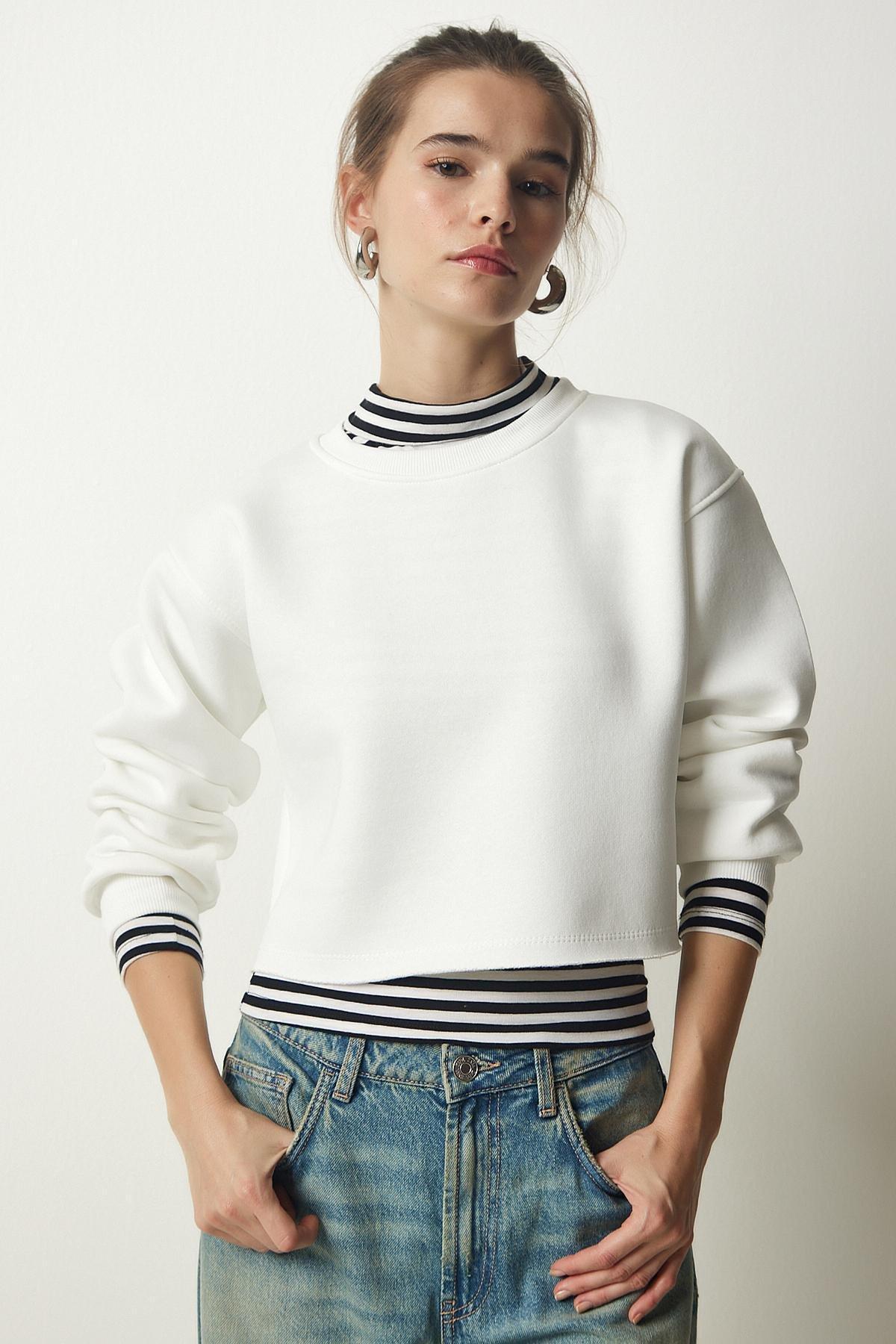 White Crew Neck Raised Crop Sweatshirt, White, large image number 0