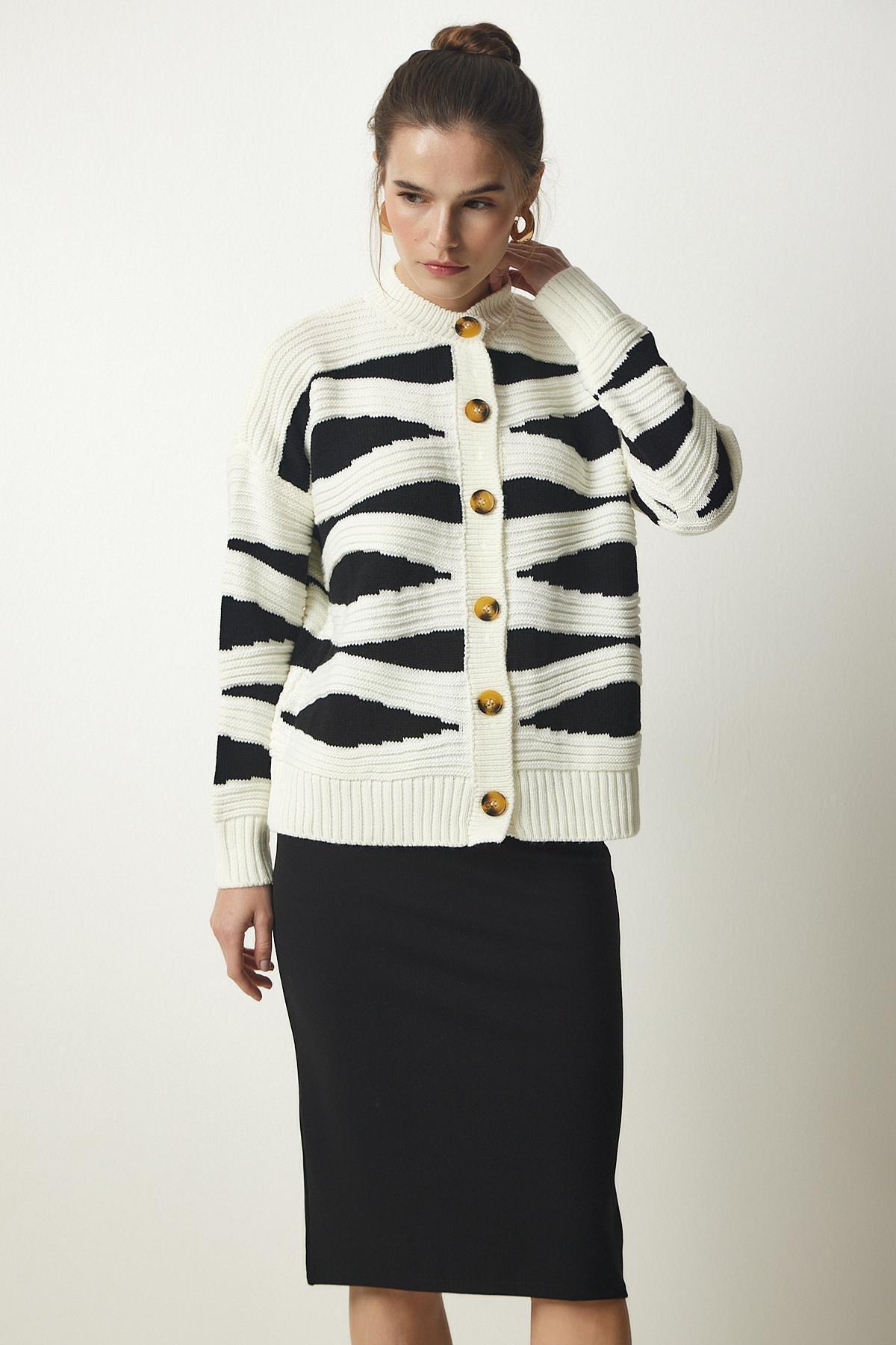 Ecru Patterned Buttoned Knitwear Cardigan, Ecru, large image number 1