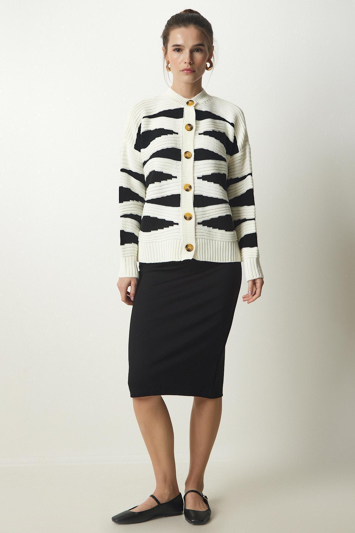 Ecru Patterned Buttoned Knitwear Cardigan, Ecru, large image number 2